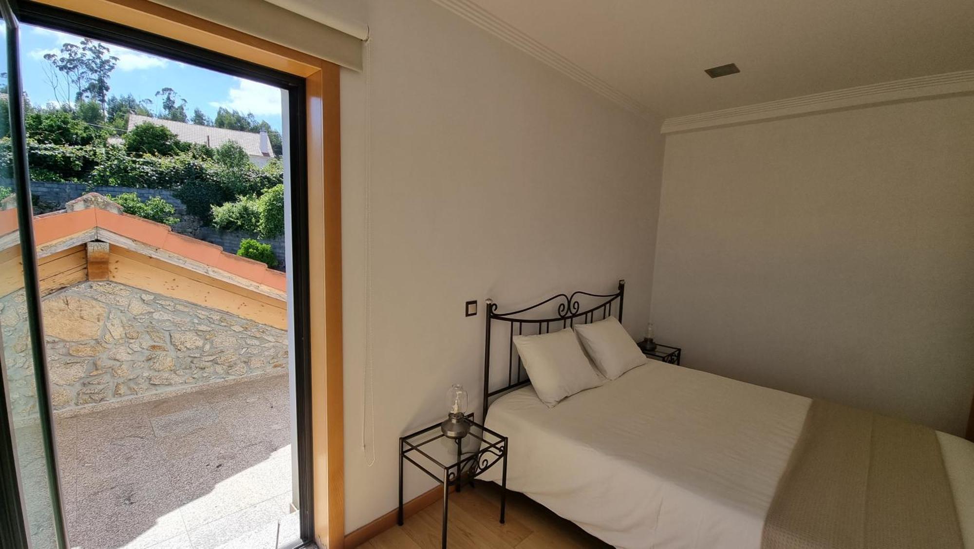 Florindo - Lafoes Bed & Breakfast *