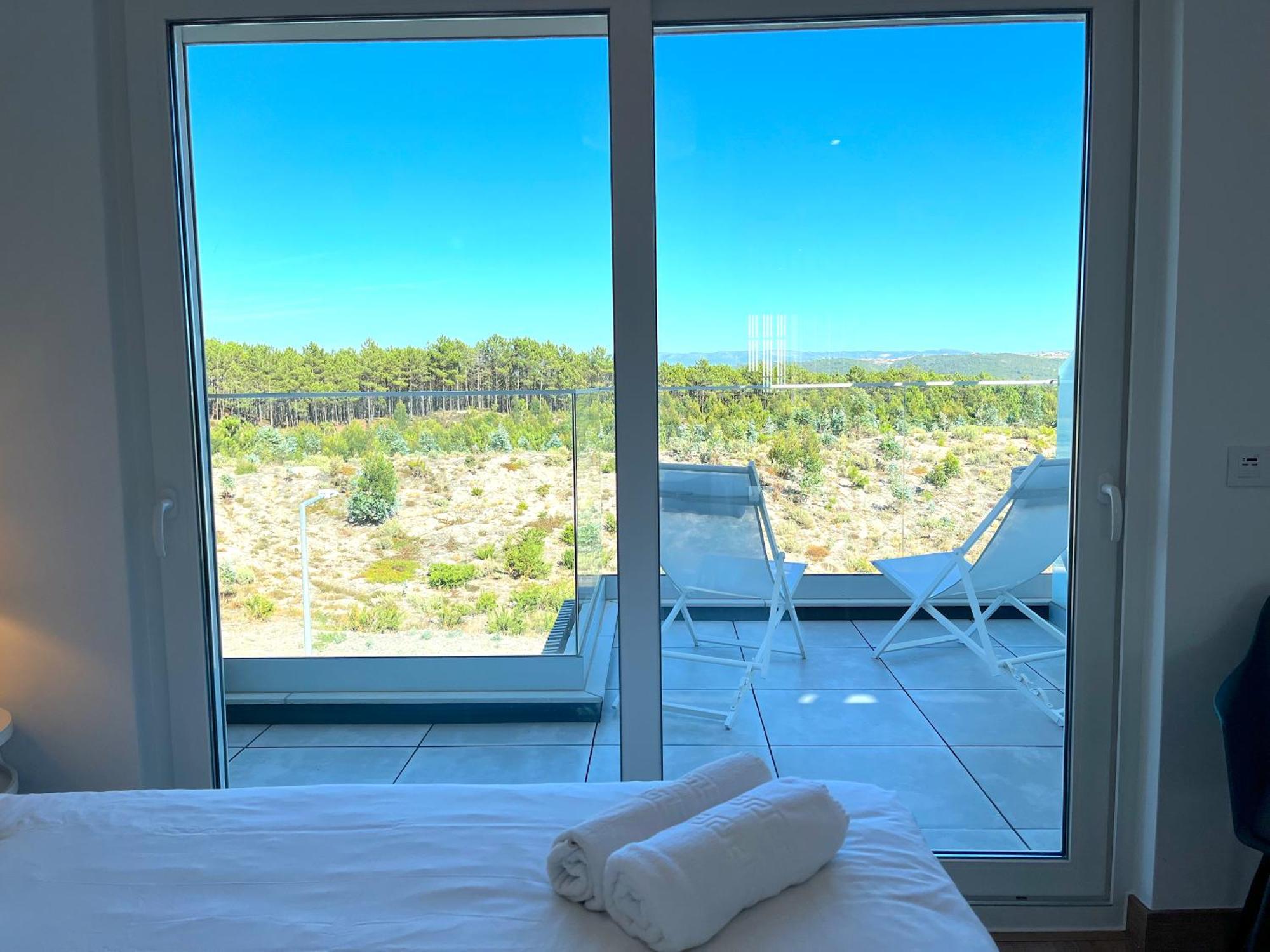 Mar A Vista - With Pool, Gym And Sea Views Apartamento Nazaré