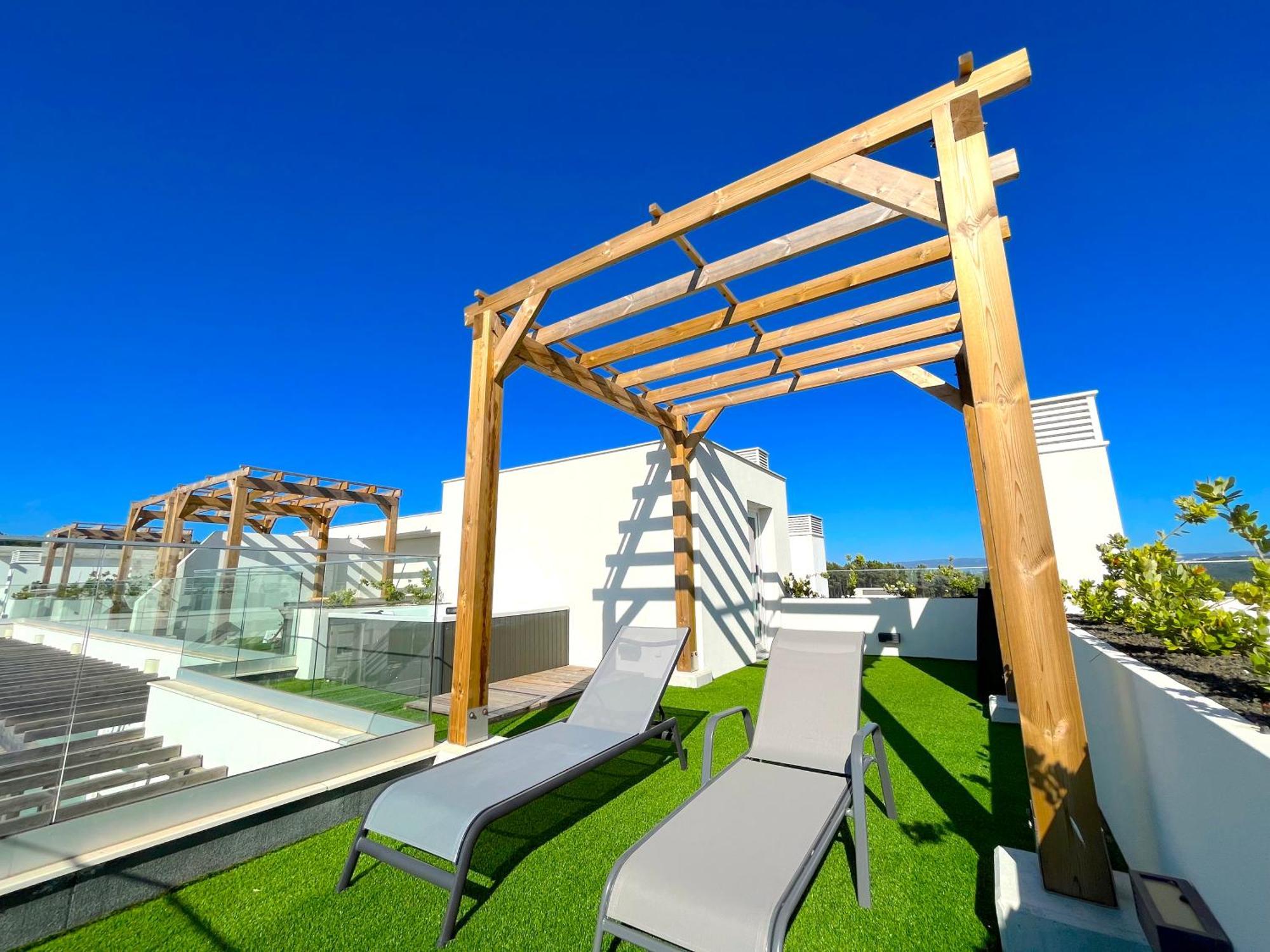 Mar A Vista - With Pool, Gym And Sea Views Apartamento Nazaré