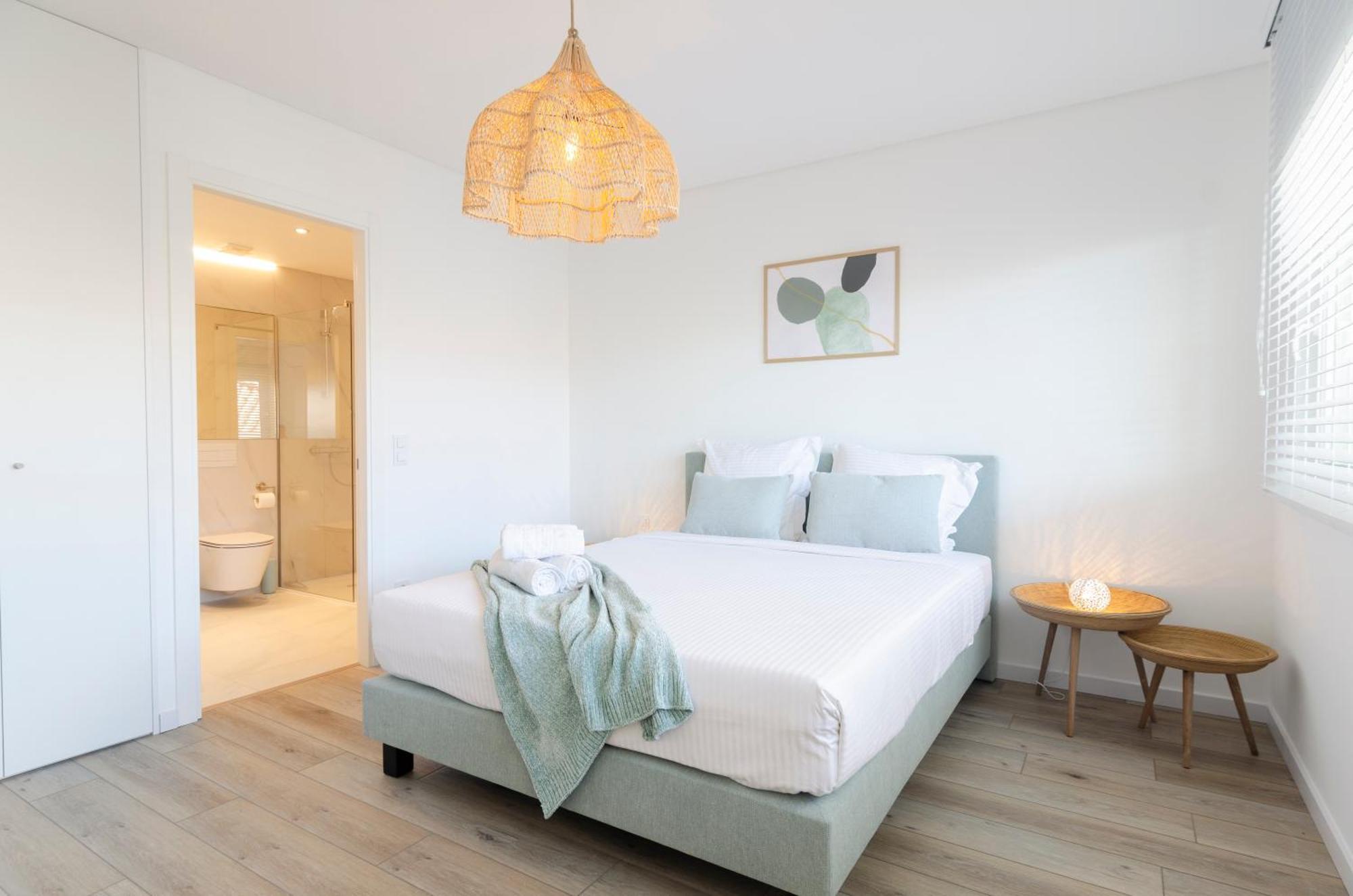 Mar A Vista - With Pool, Gym And Sea Views