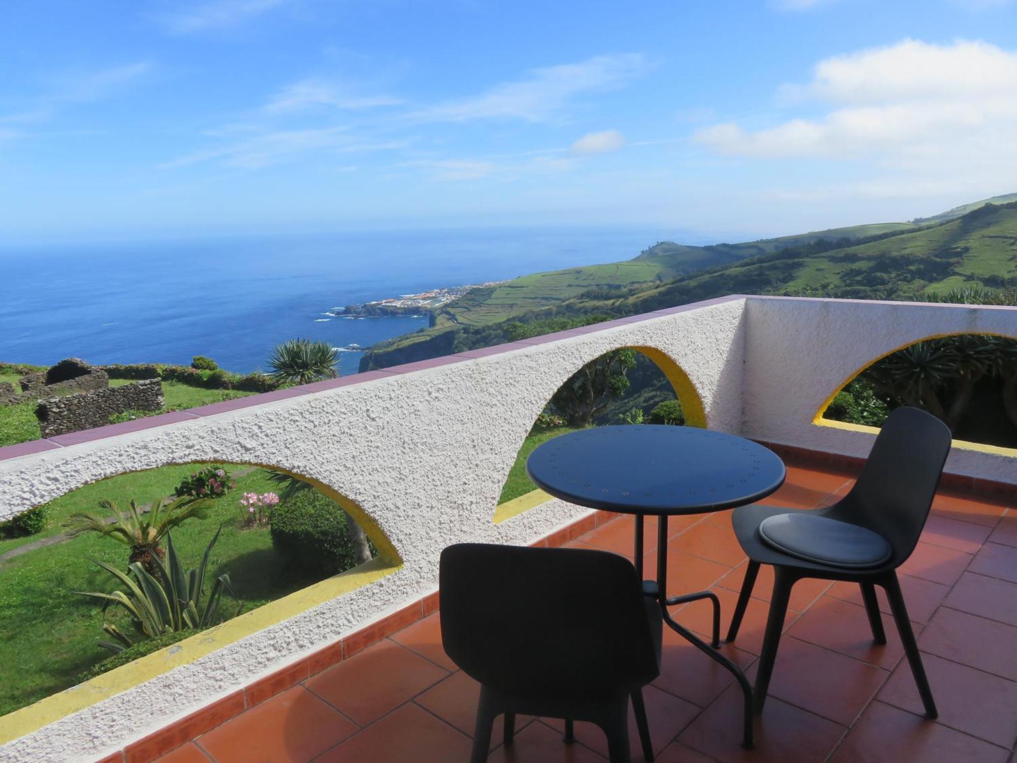 Homestay Cedros Santa Cruz das Flores