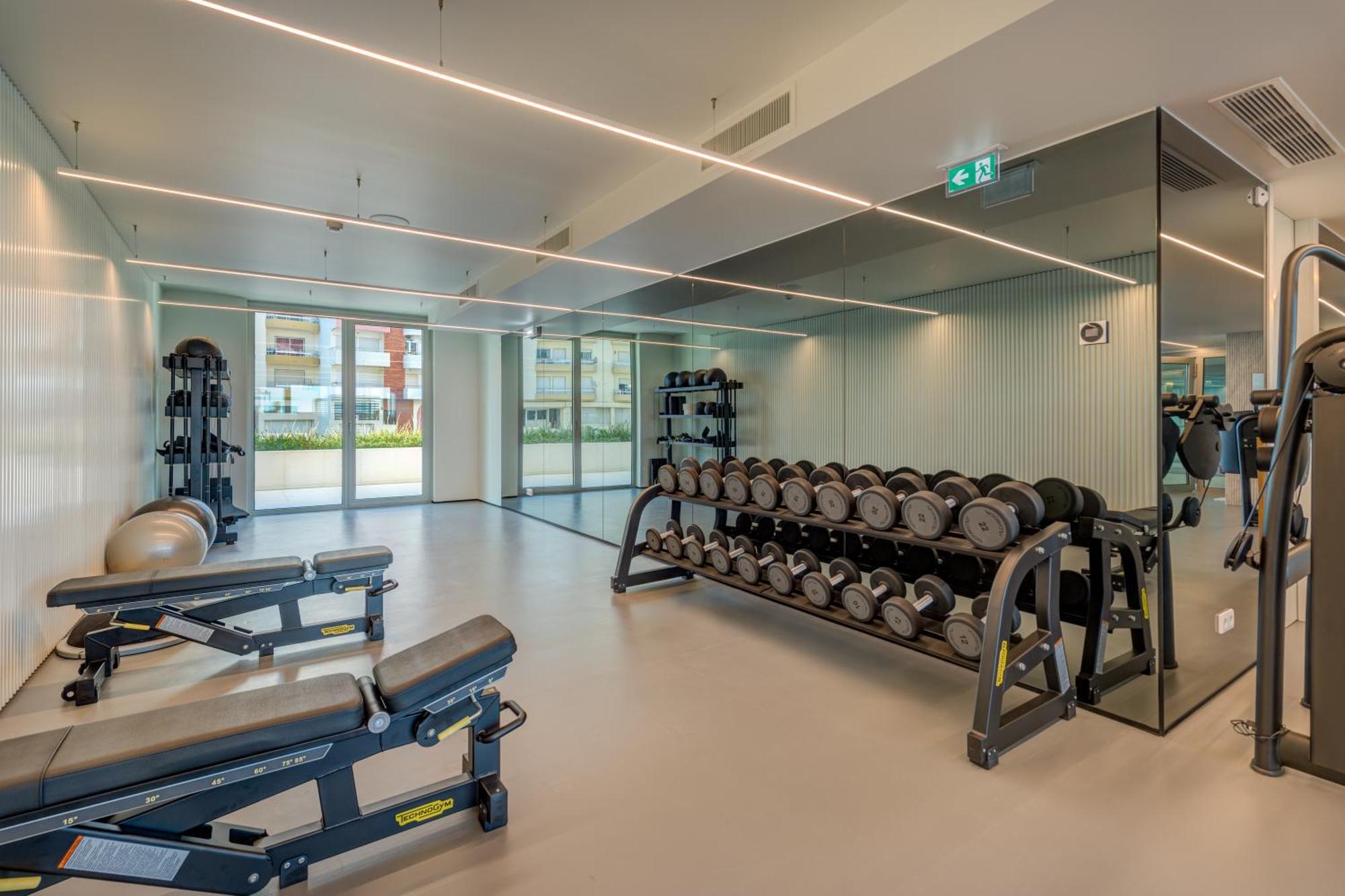 In The Beautiful Bayline Building - - Pool - Gym - - Pargo By Bedzy