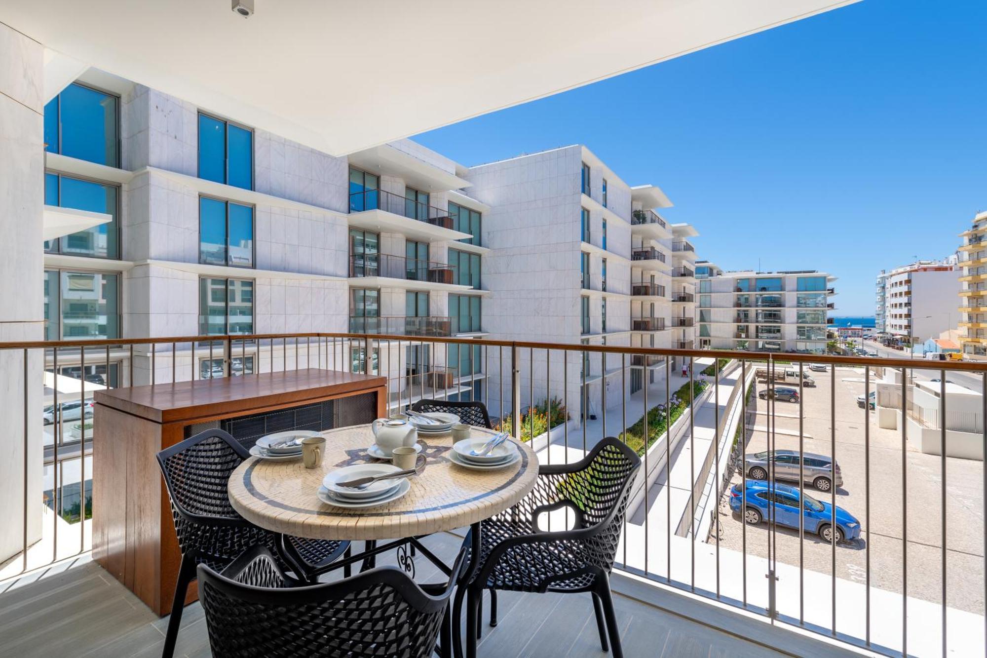 Apartment In The Beautiful Bayline Building - - Pool - Gym - - Pargo By Bedzy Armacao de Pera