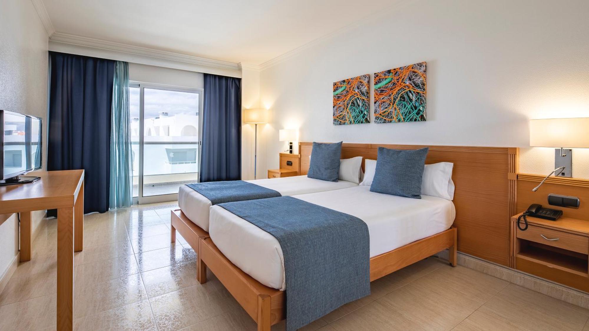 Ukino Palmeiras Village 4* Armação de Pêra