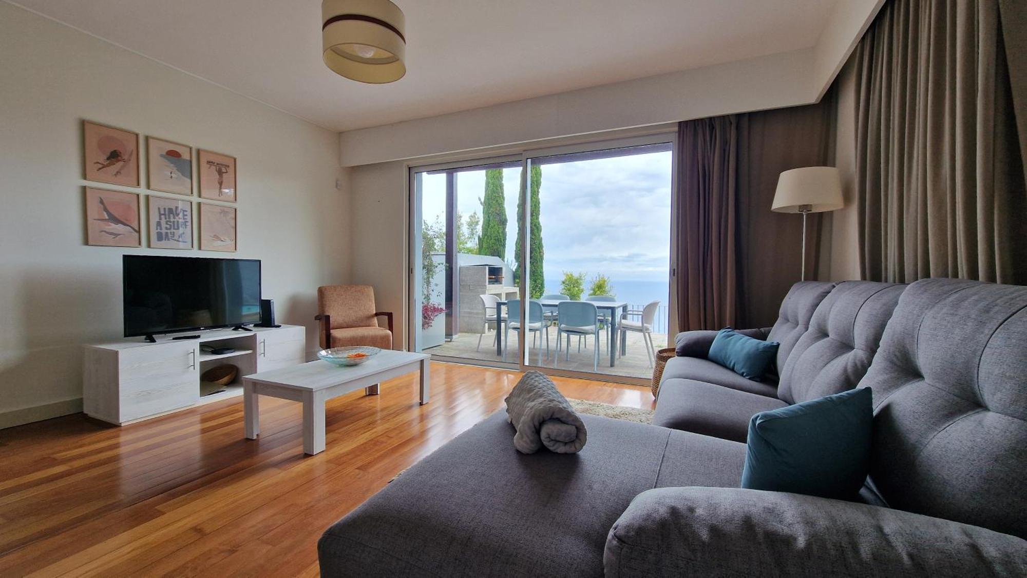 Villa The Red Hot Chill House By Lovelystay Arco da Calheta (Madeira)
