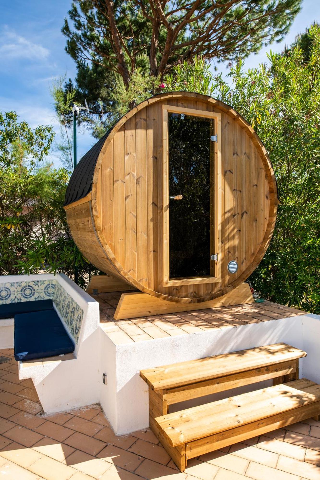 A Energy Bento Box Hot Pool & Sauna Villa *