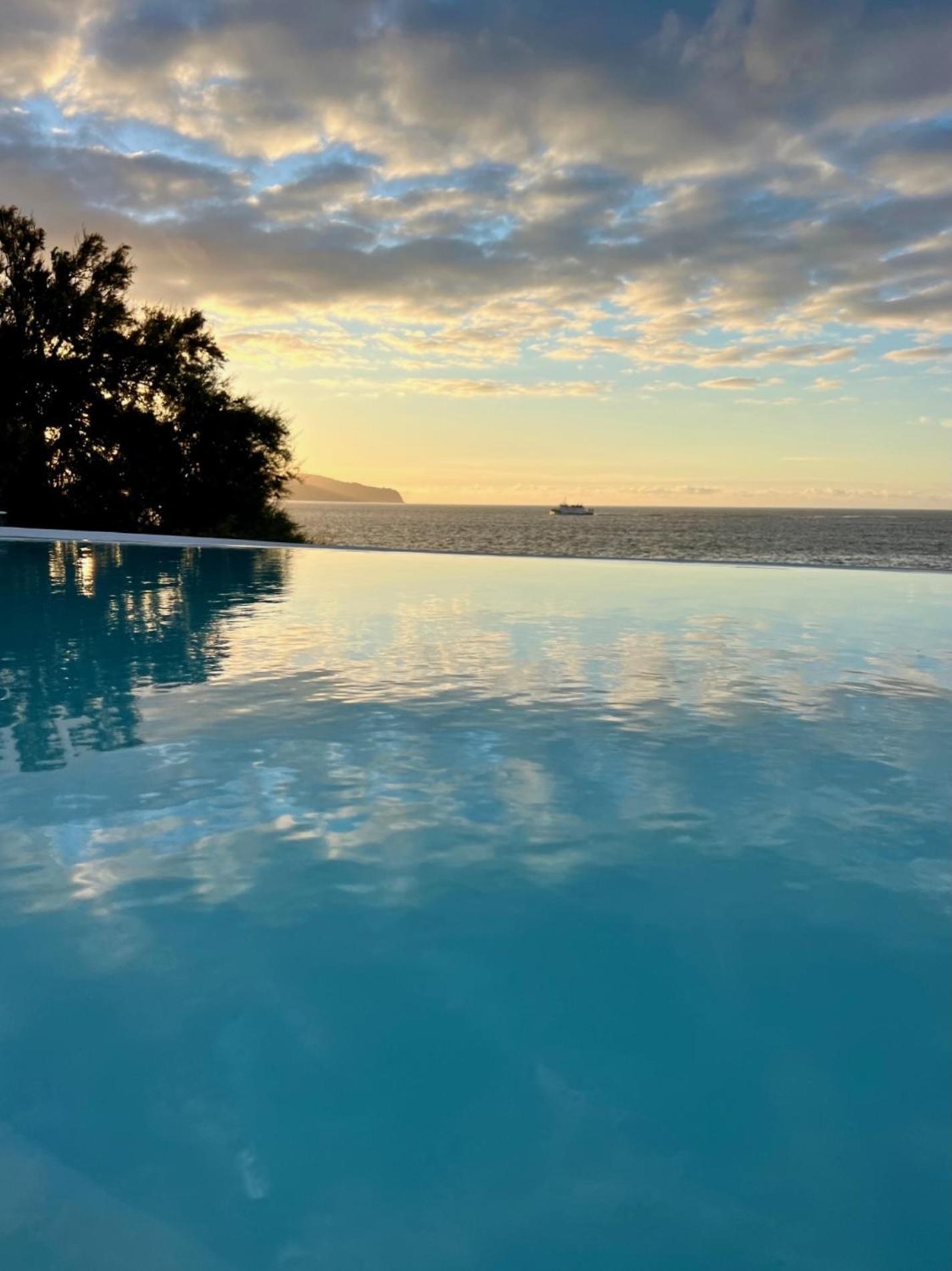 Ocean View Pico Villa
