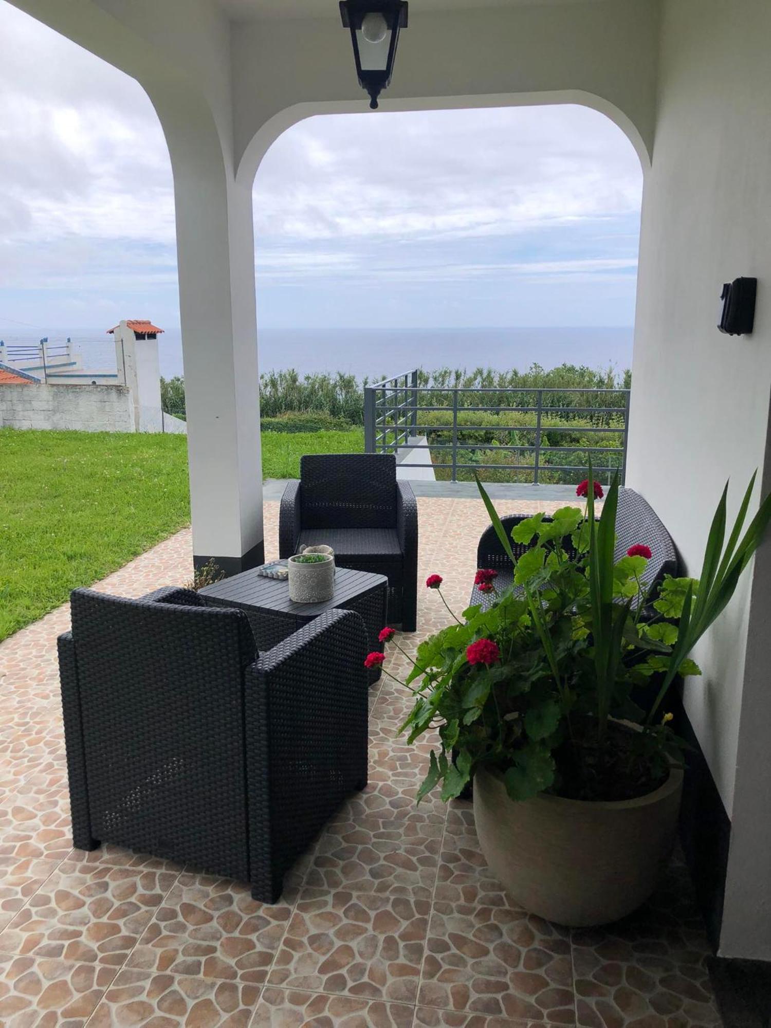 Vivenda Flor Holiday home *