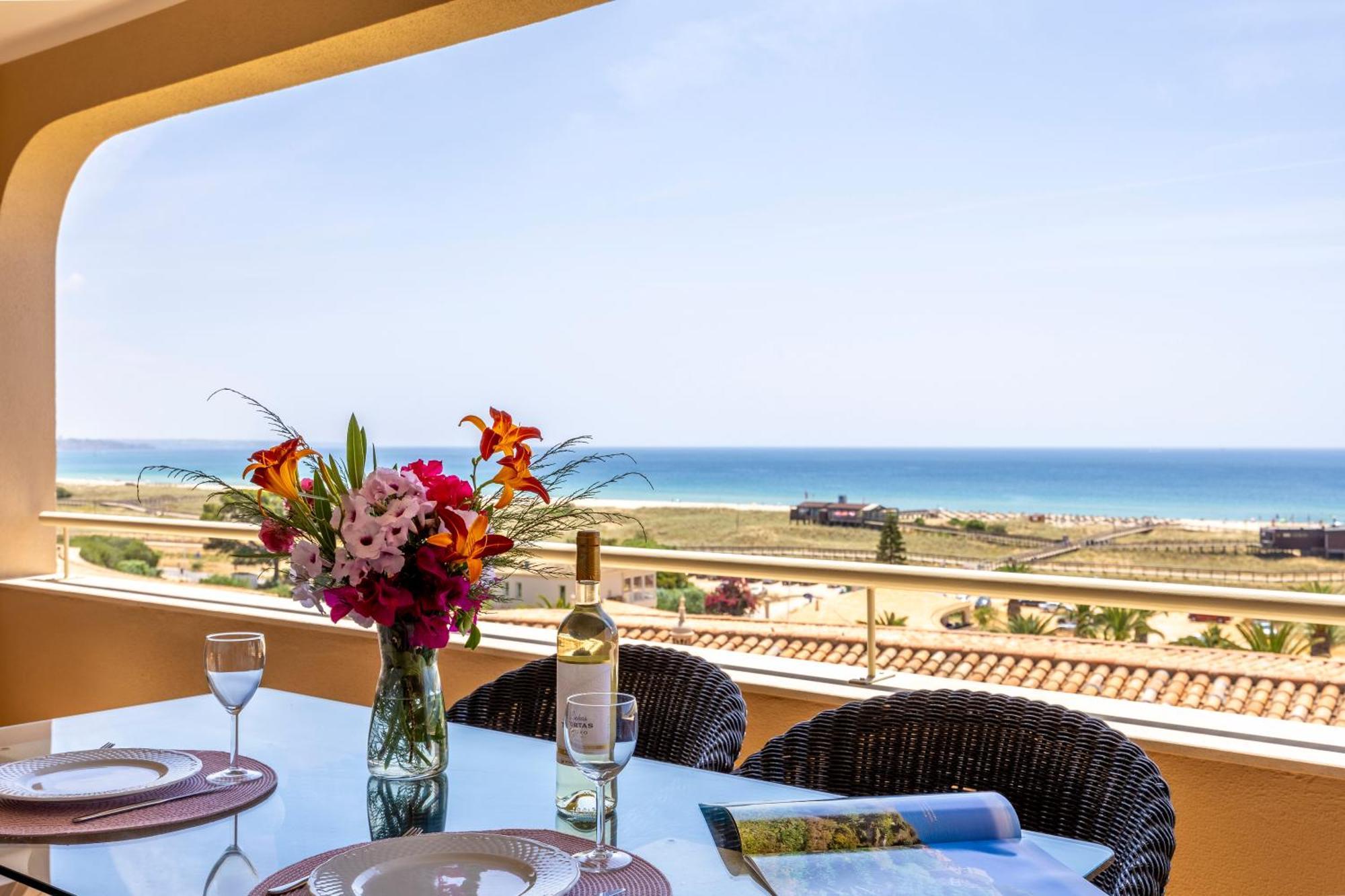 Vila Palmeira Beach Resort Apartment