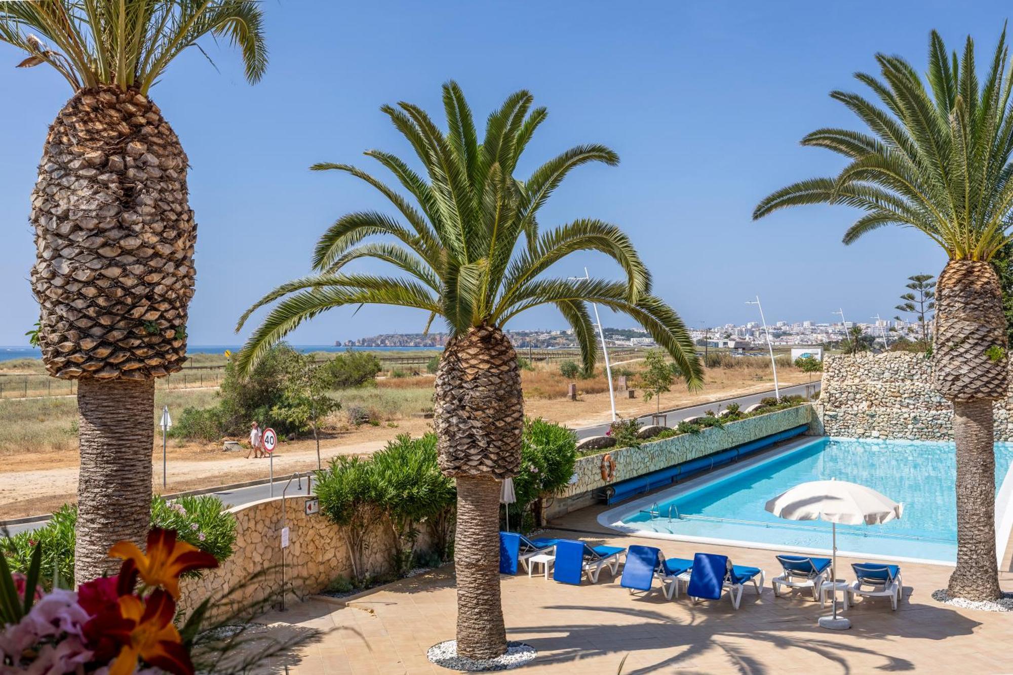 Vila Palmeira Beach Resort Apartment *