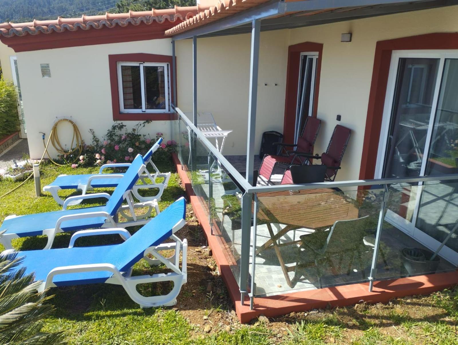 Casa Da Relva Com Piscina Aquecida Interna Apartamento Arco da Calheta (Madeira)