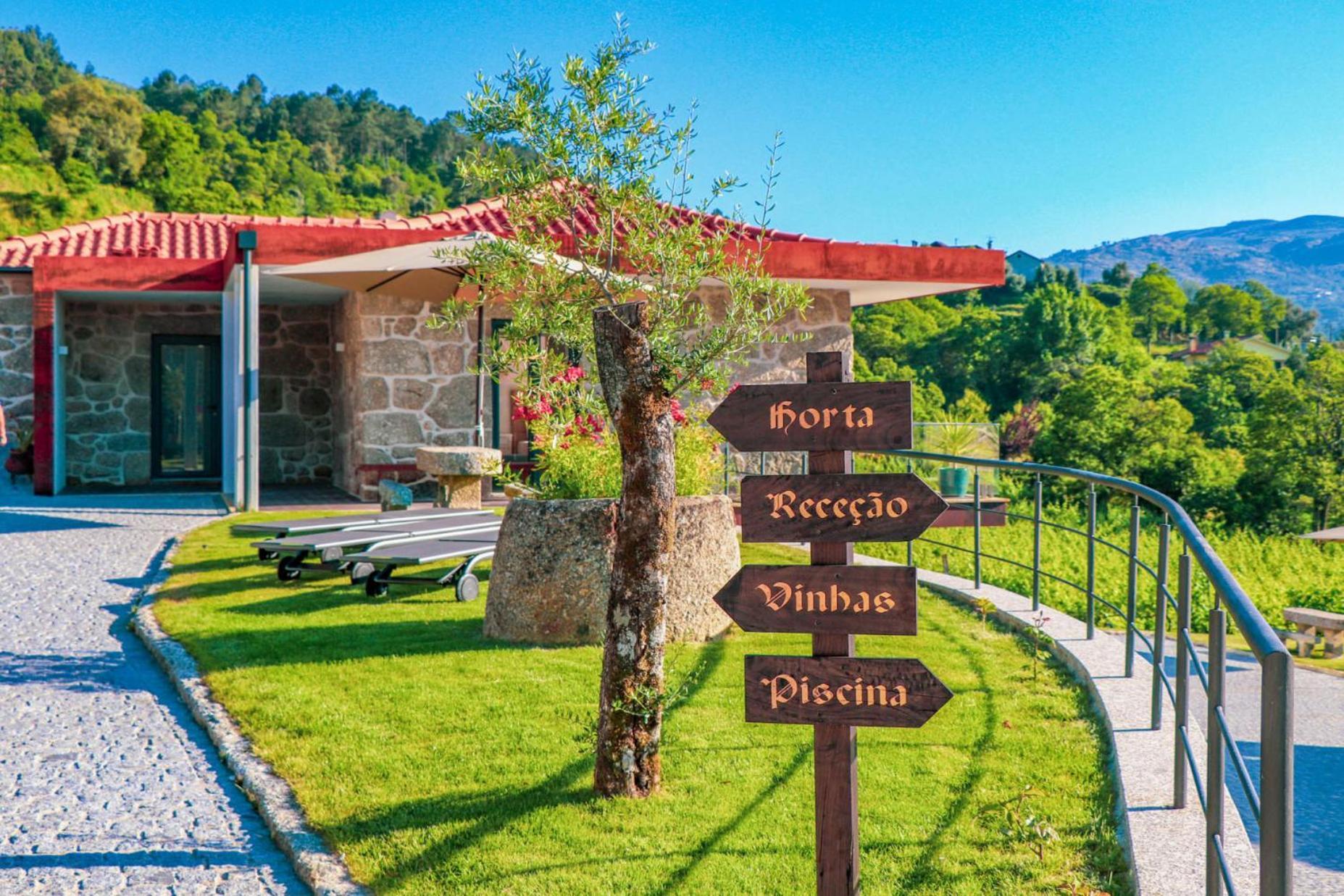 Vale Da Fonte - Charming Farm stay Ponte da Barca