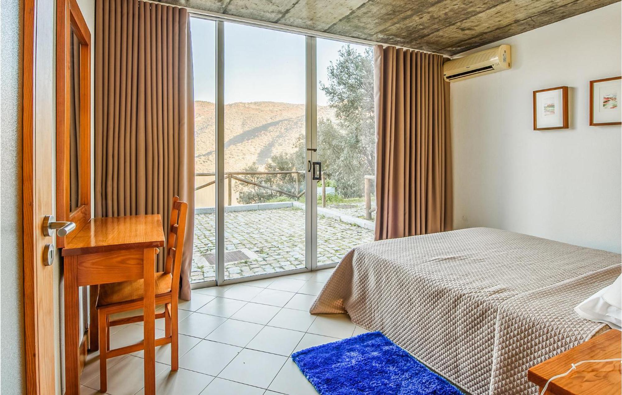 Amazing In Freixo De Espada C Apartment