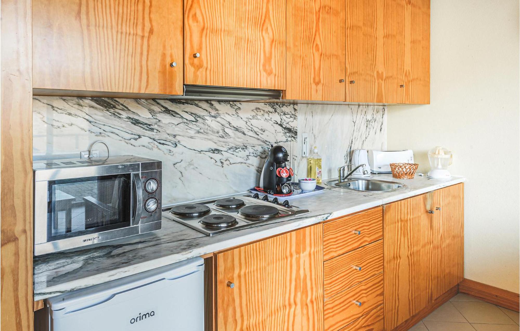 Apartment Amazing In Freixo De Espada C