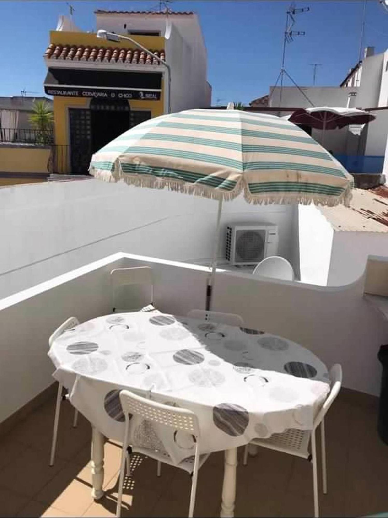 Santa Luzia Casa Girassol, Tavira Sea View, 2 Minutes To Ferry * Santa Luzia (Tavira)