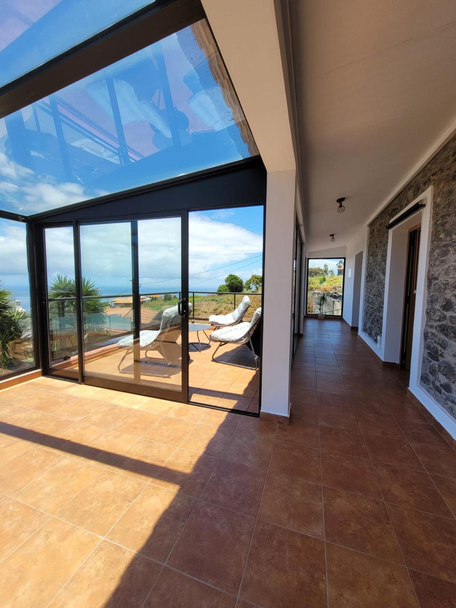 Sunset Paradise Villa With Heated Pool Holiday home Calheta (Madeira)