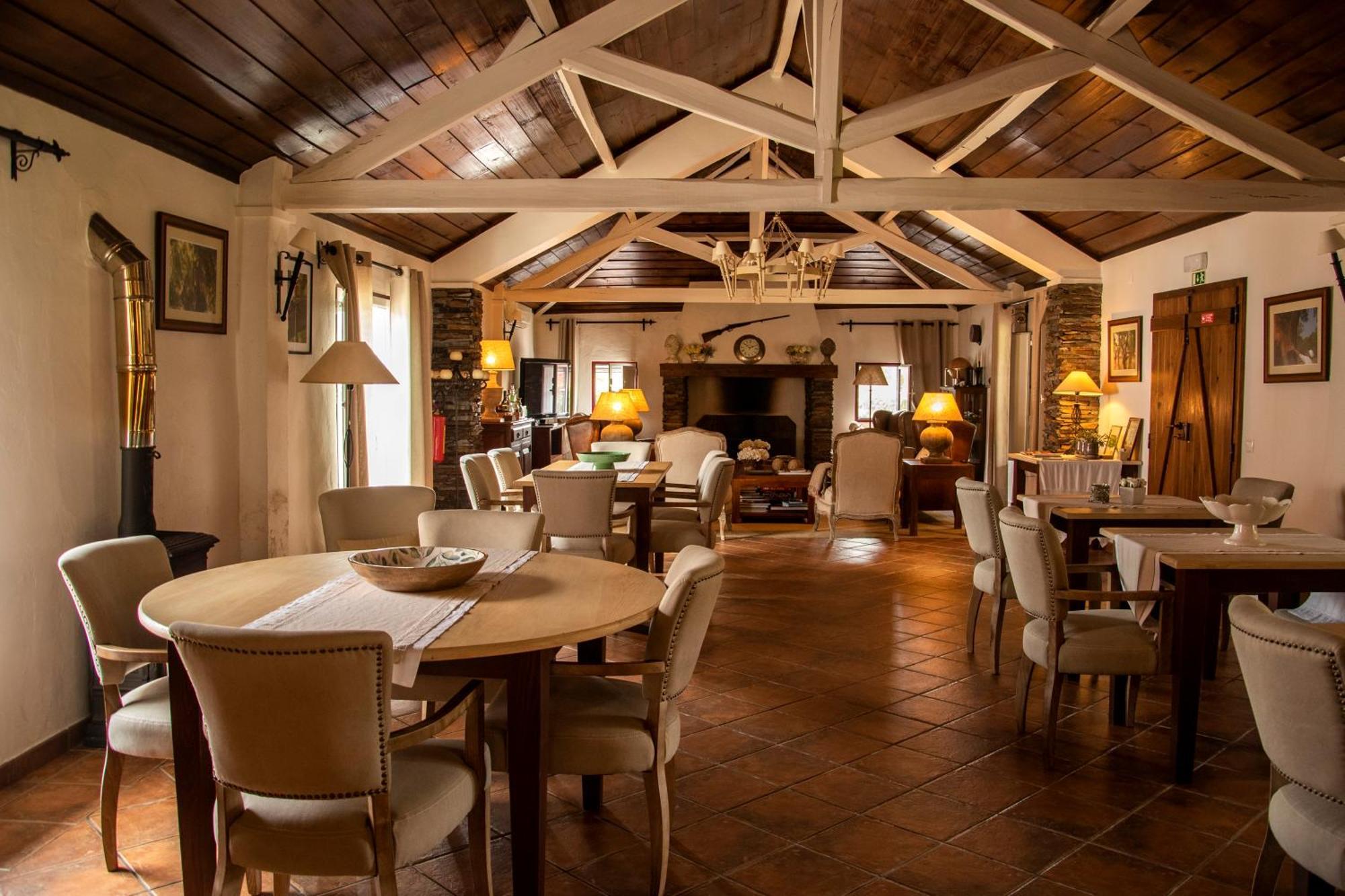 Agroturismo Herdade Barradas Da Serra