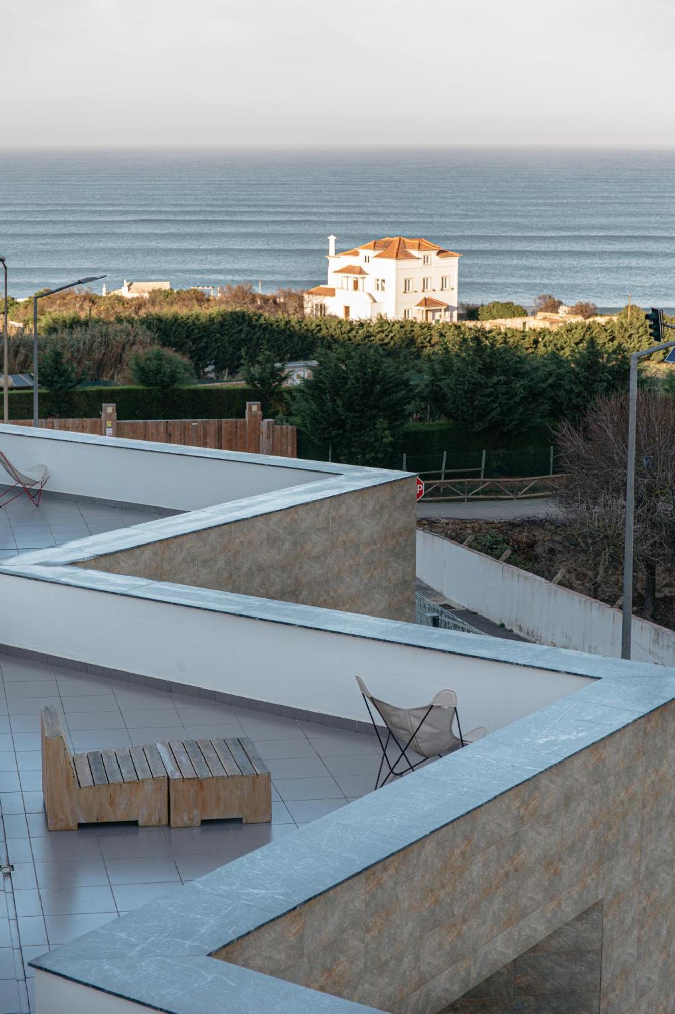 Aparthotel And The Sea Ericeira