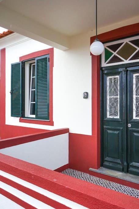 Renovated Traditional House W 3br & Outdoor Space Villa
