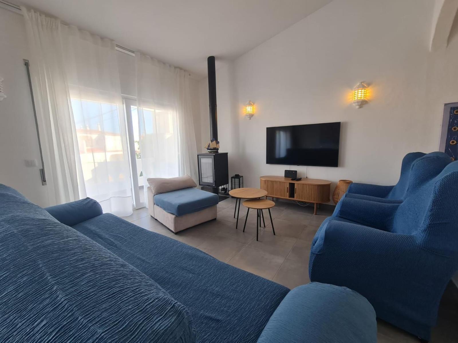 Villa 135 *