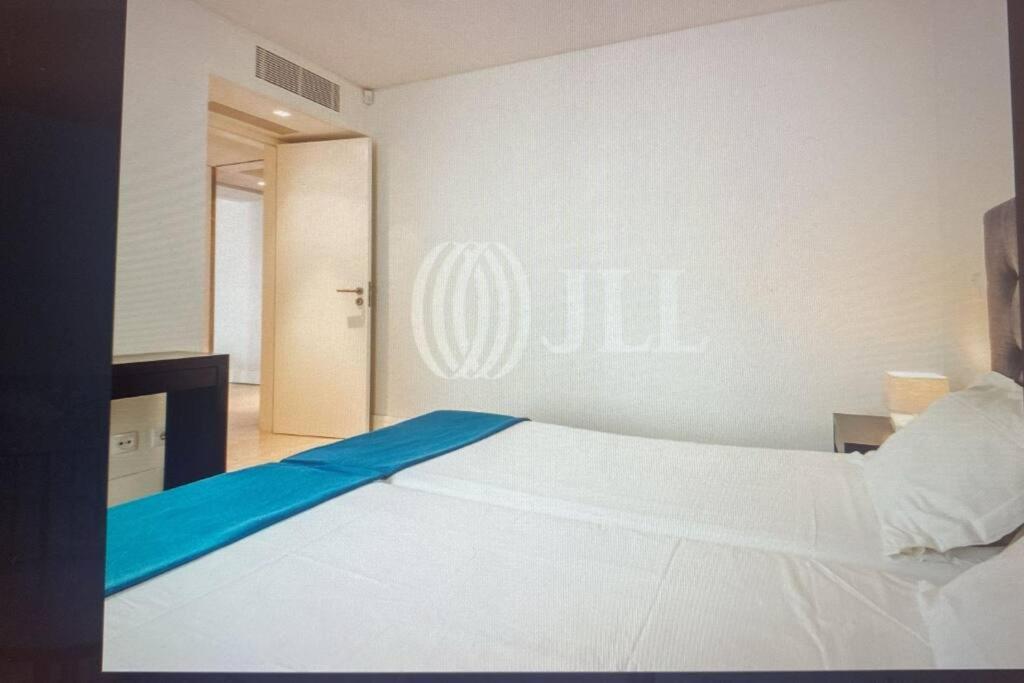 Apartment At The Longest White *