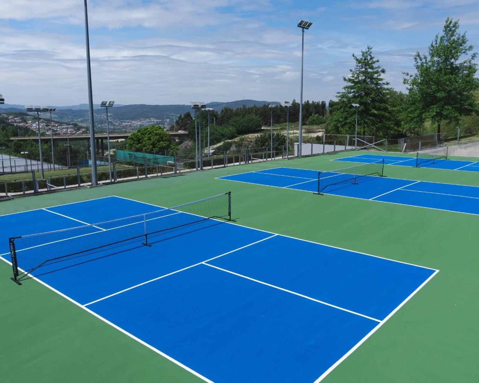 Open Village Sports & Club Guimaraes