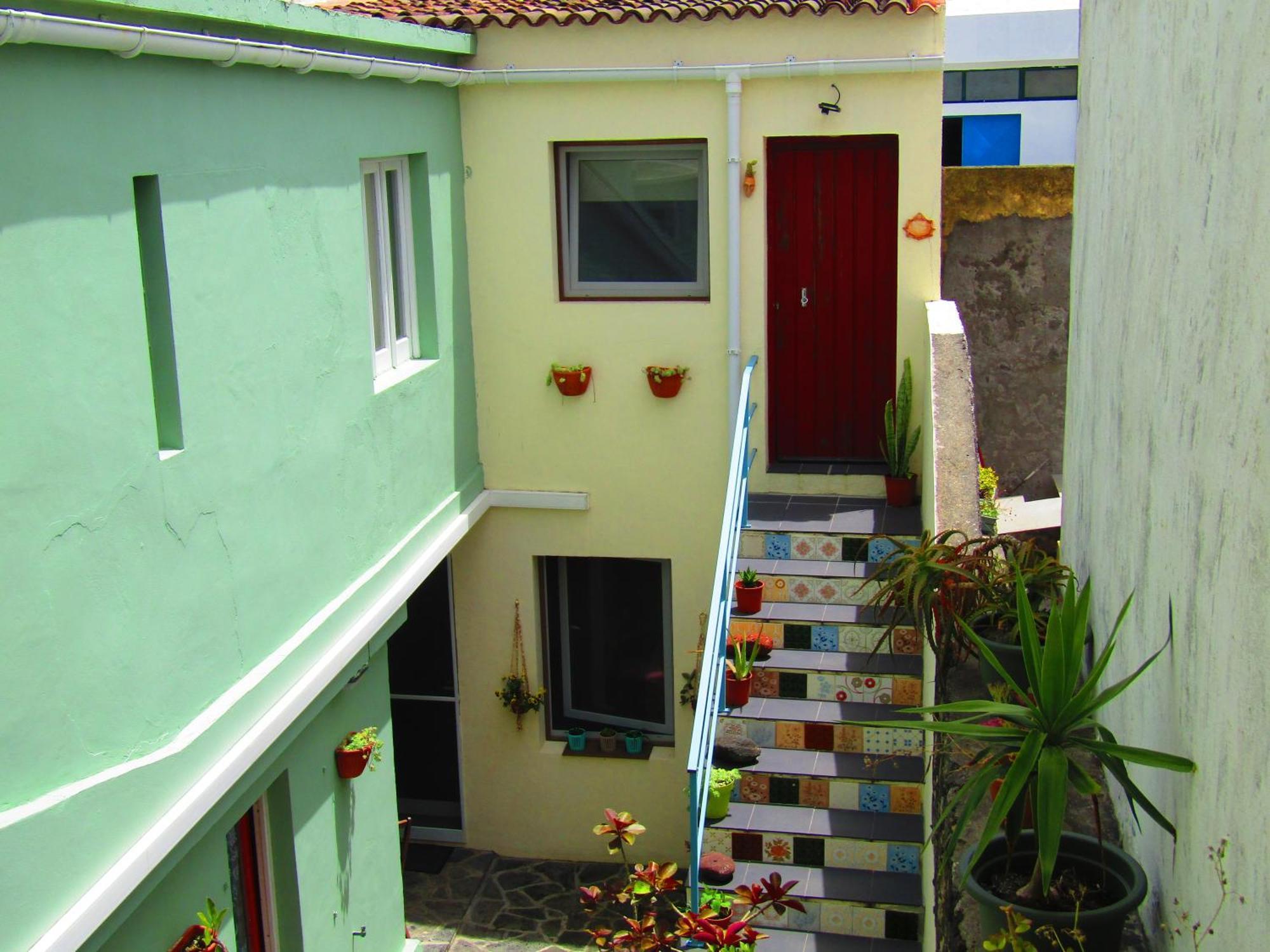 A-tipica Ponta Delgada (Sao Miguel)