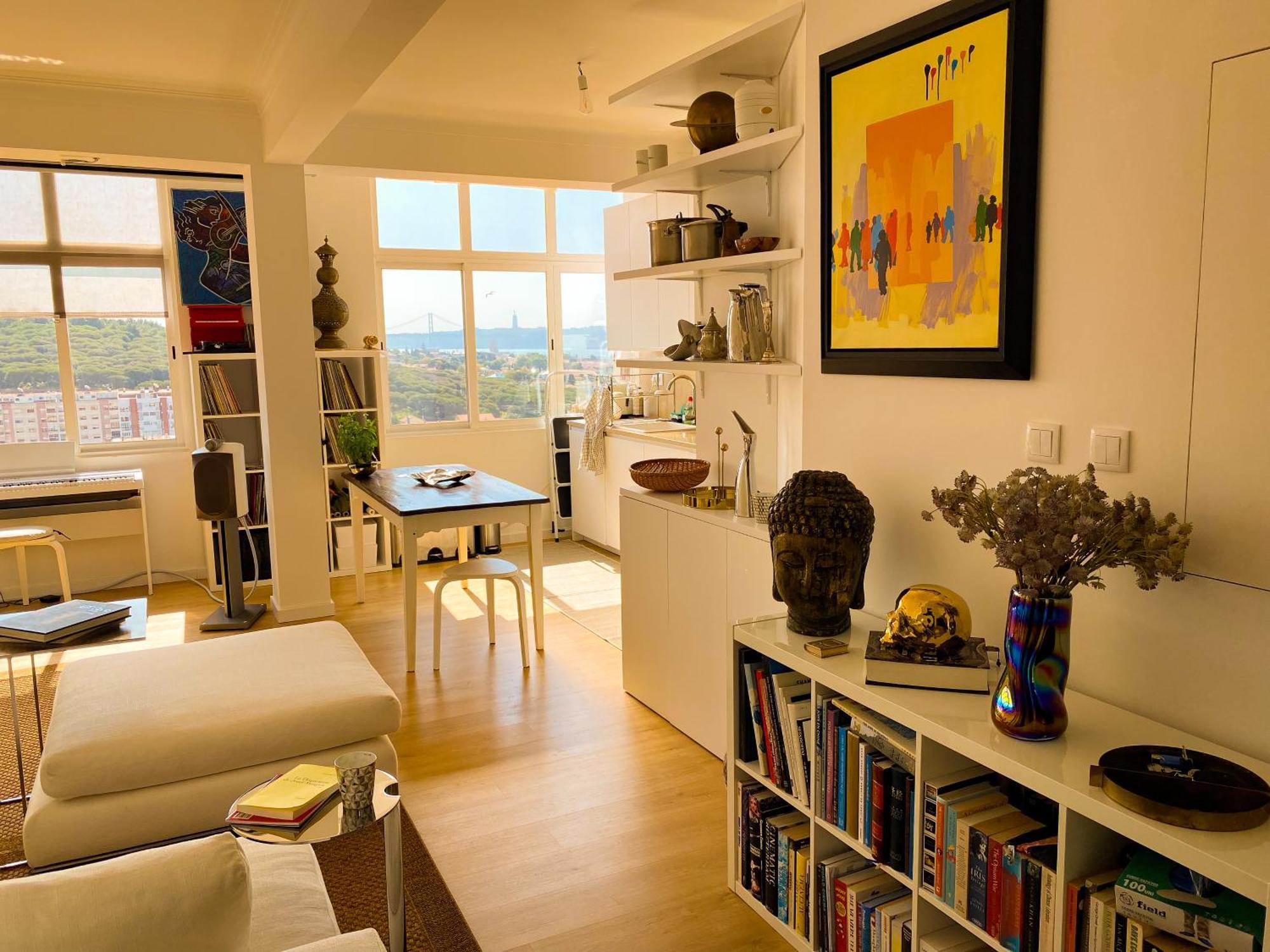 Ideally Located With Perfect Views Homestay Alges