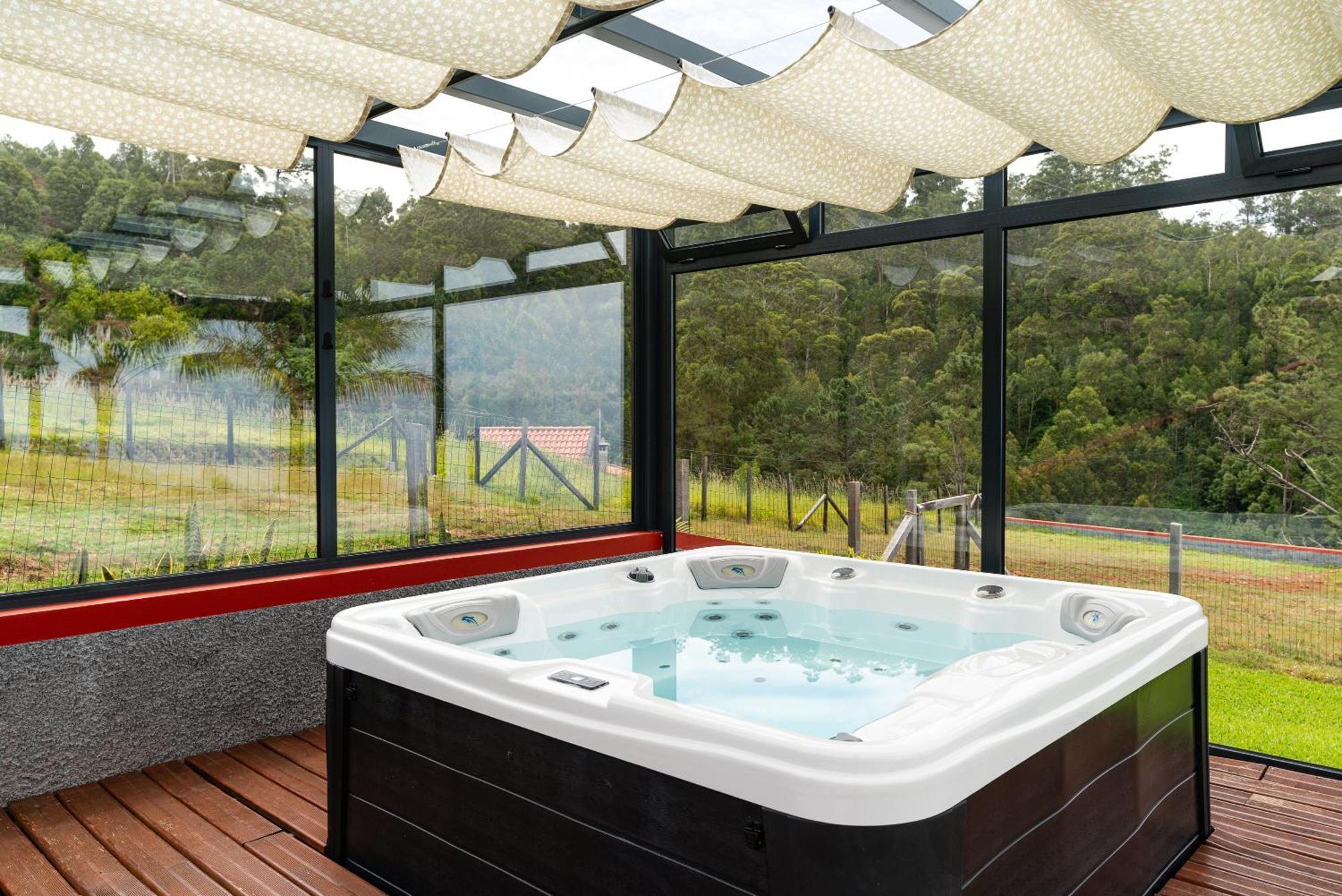 Florencas House - Private Jacuzzi & Garden