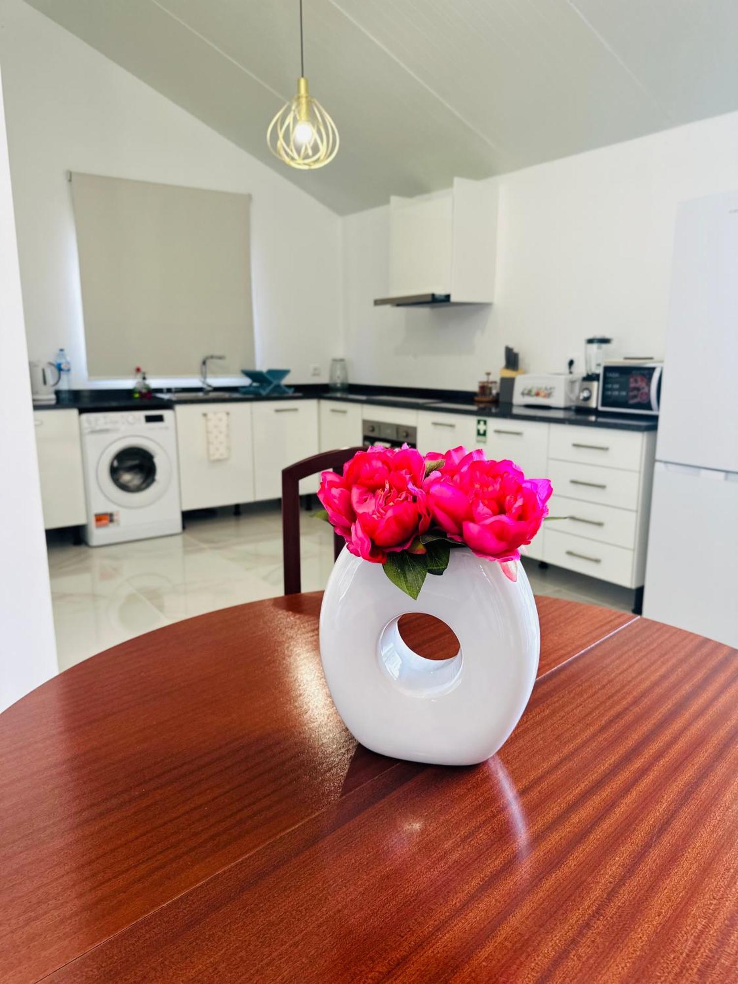 Boavista- 2 Bed House -cosy Panoramic -sea - Mountain View *