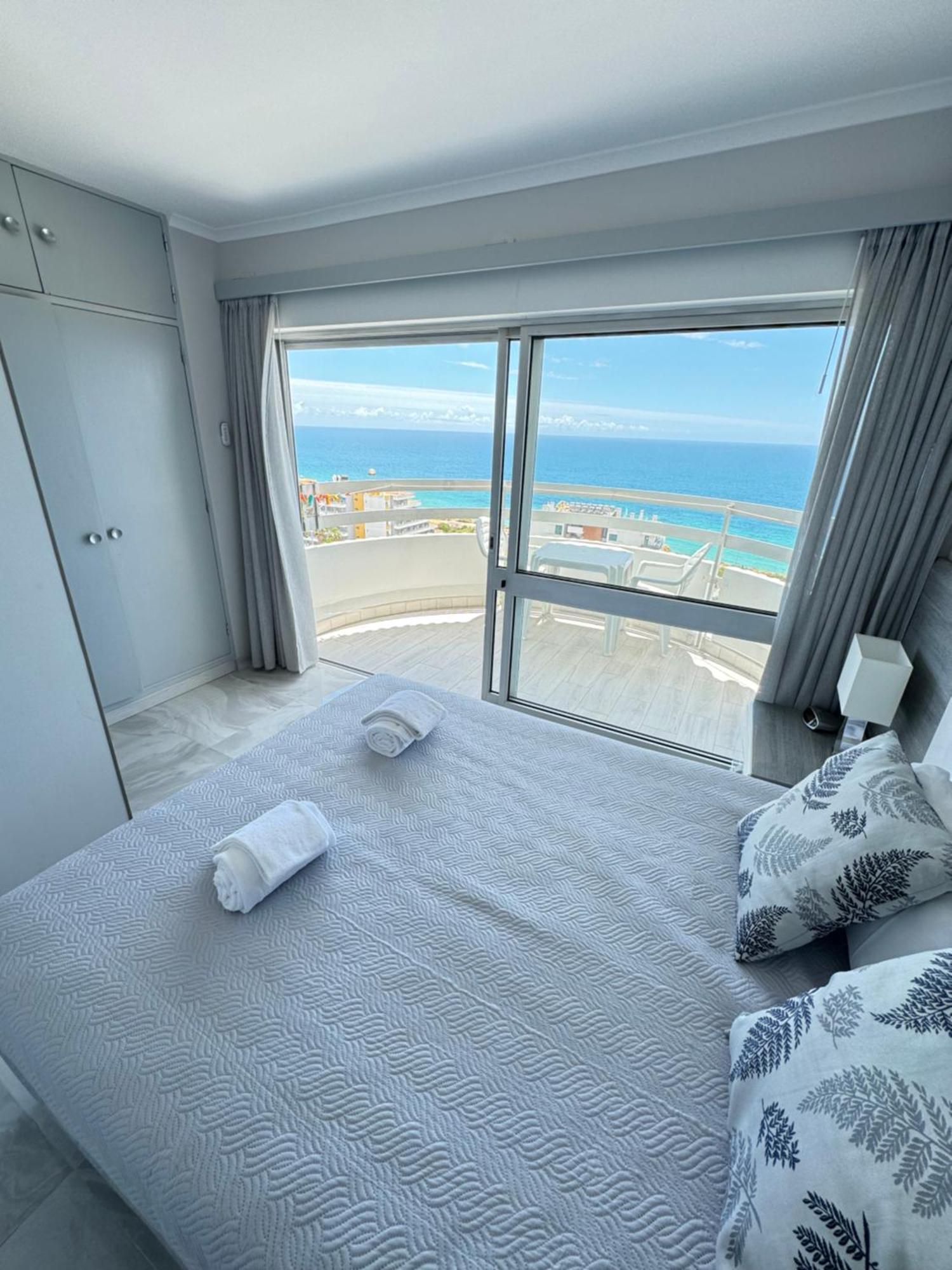 Ocean View - Amazing Sunset - Modern Style - Pool & 200m To Apartment