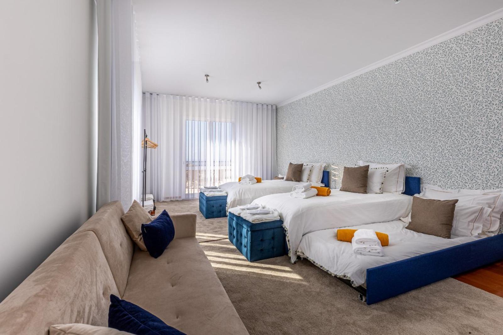 Pousada Luxury With Private Heated Pool, Garden And Views Of The Sea And Mountains. Arco da Calheta (Madeira)