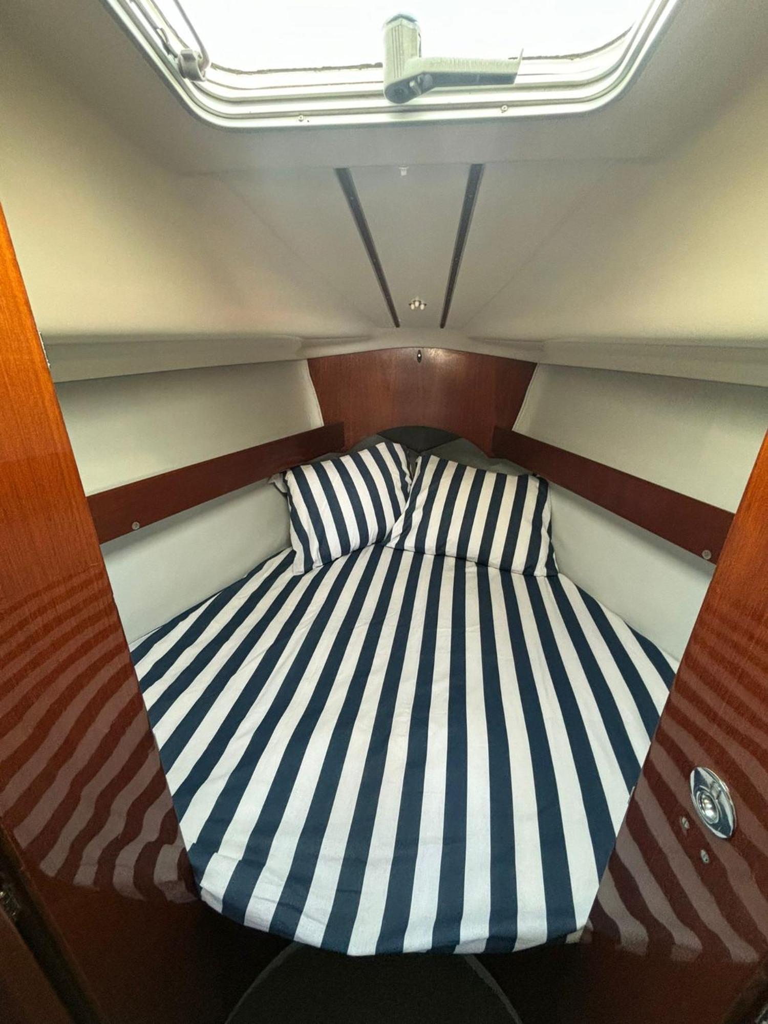 Barco A Vela Em - West Sailing Hotel en barco *