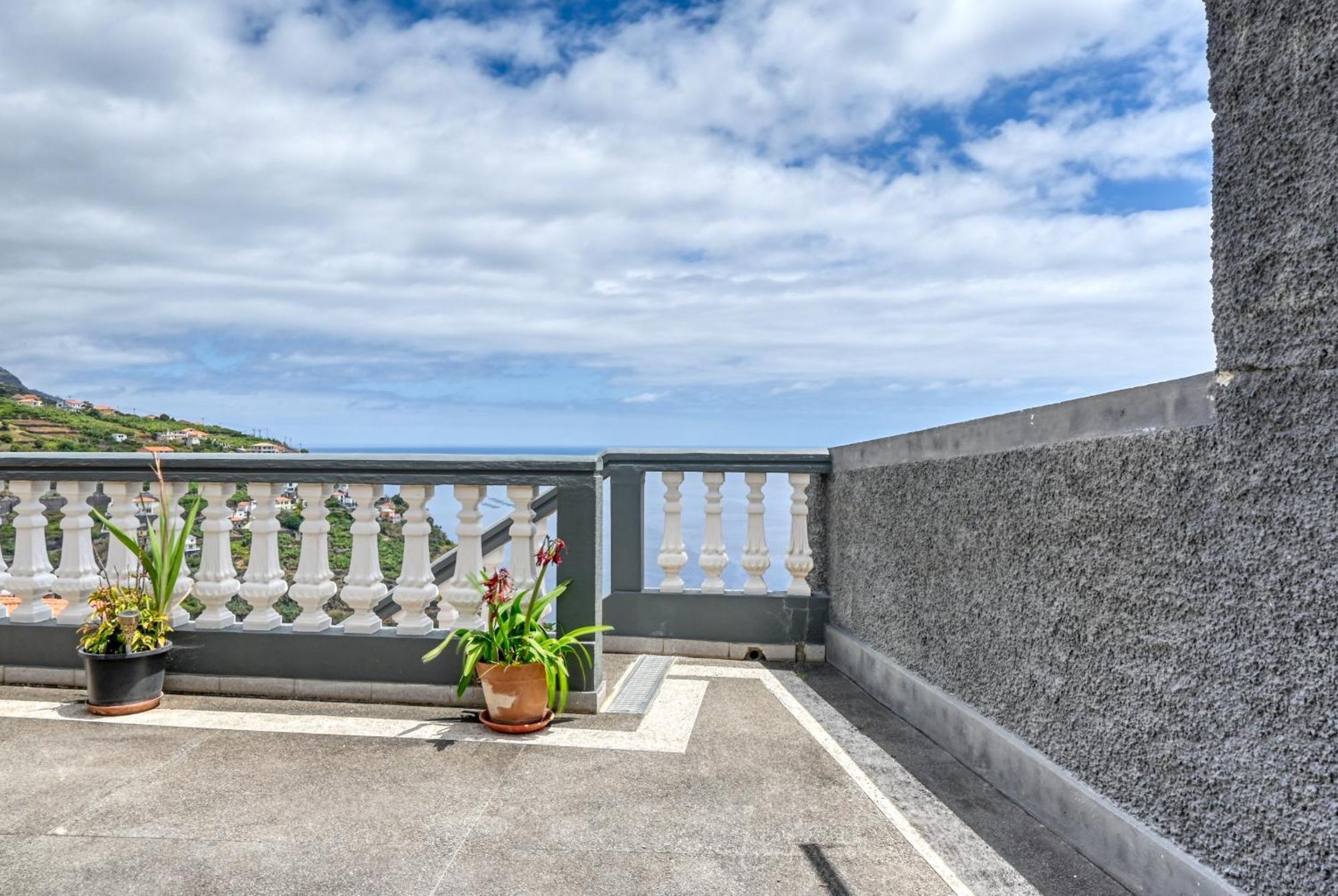 Vale Dos Amores, A In Madeira * Calheta (Madeira)