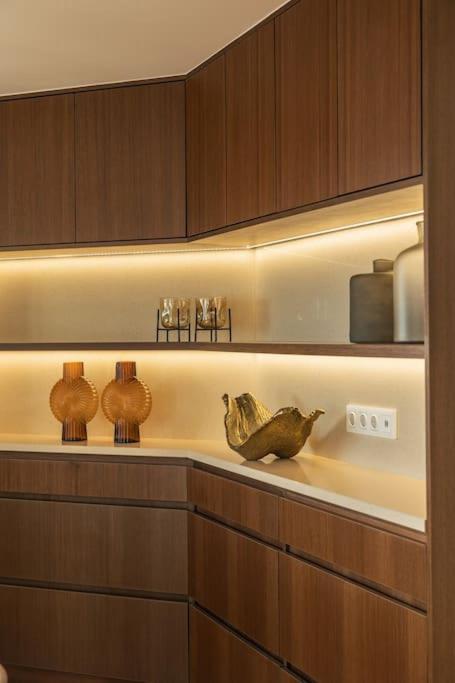 Ocean Vista - Premium Citycenter Apartment *