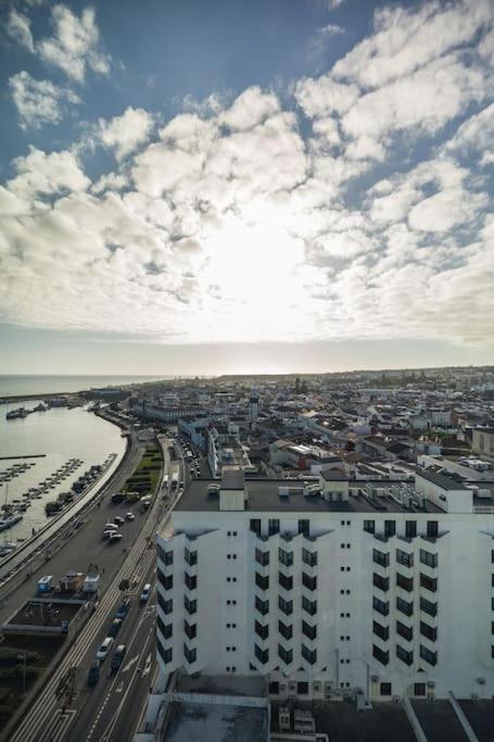 Ocean Vista - Premium Citycenter Apartment *