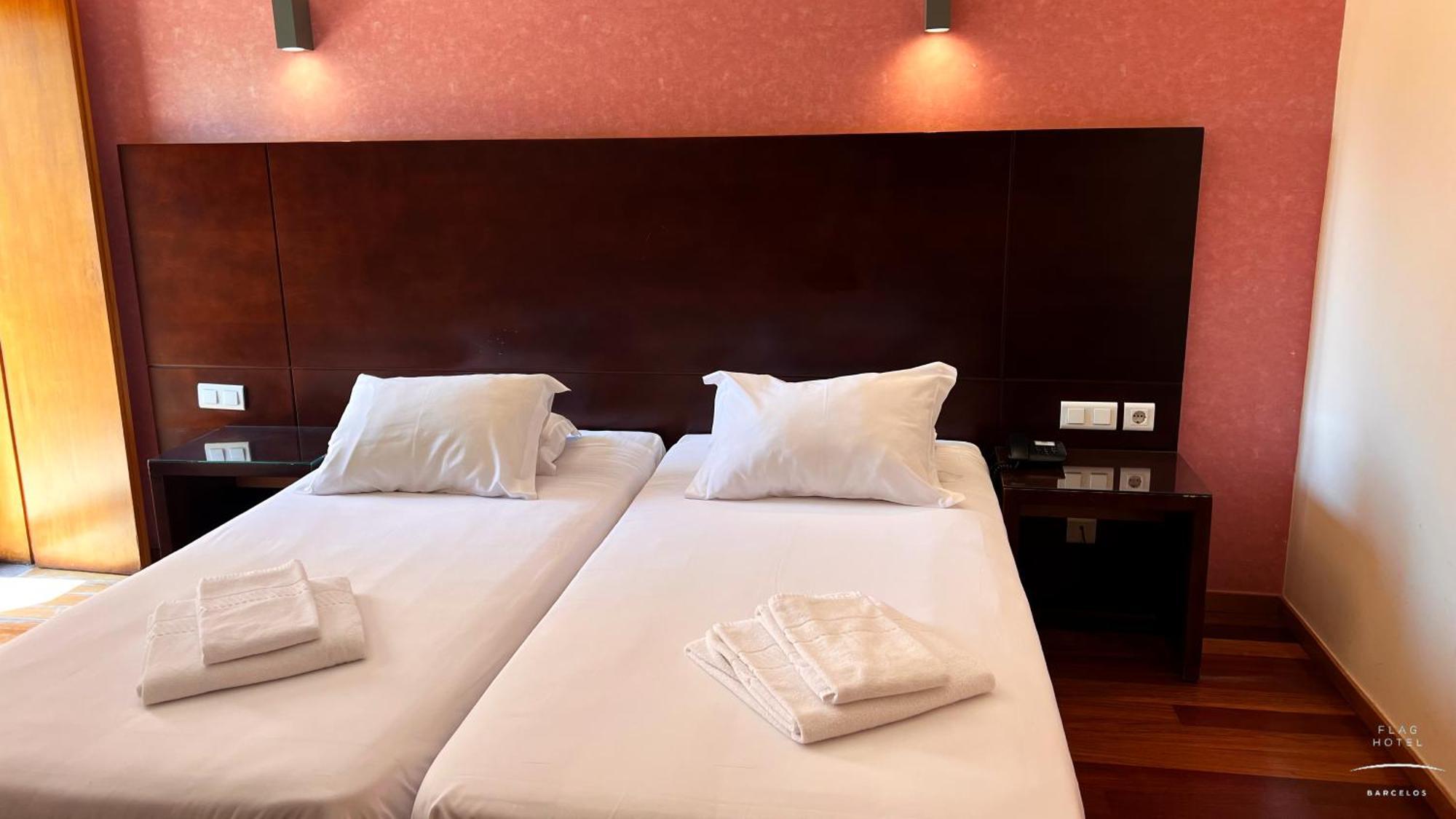 Hotel Flag
