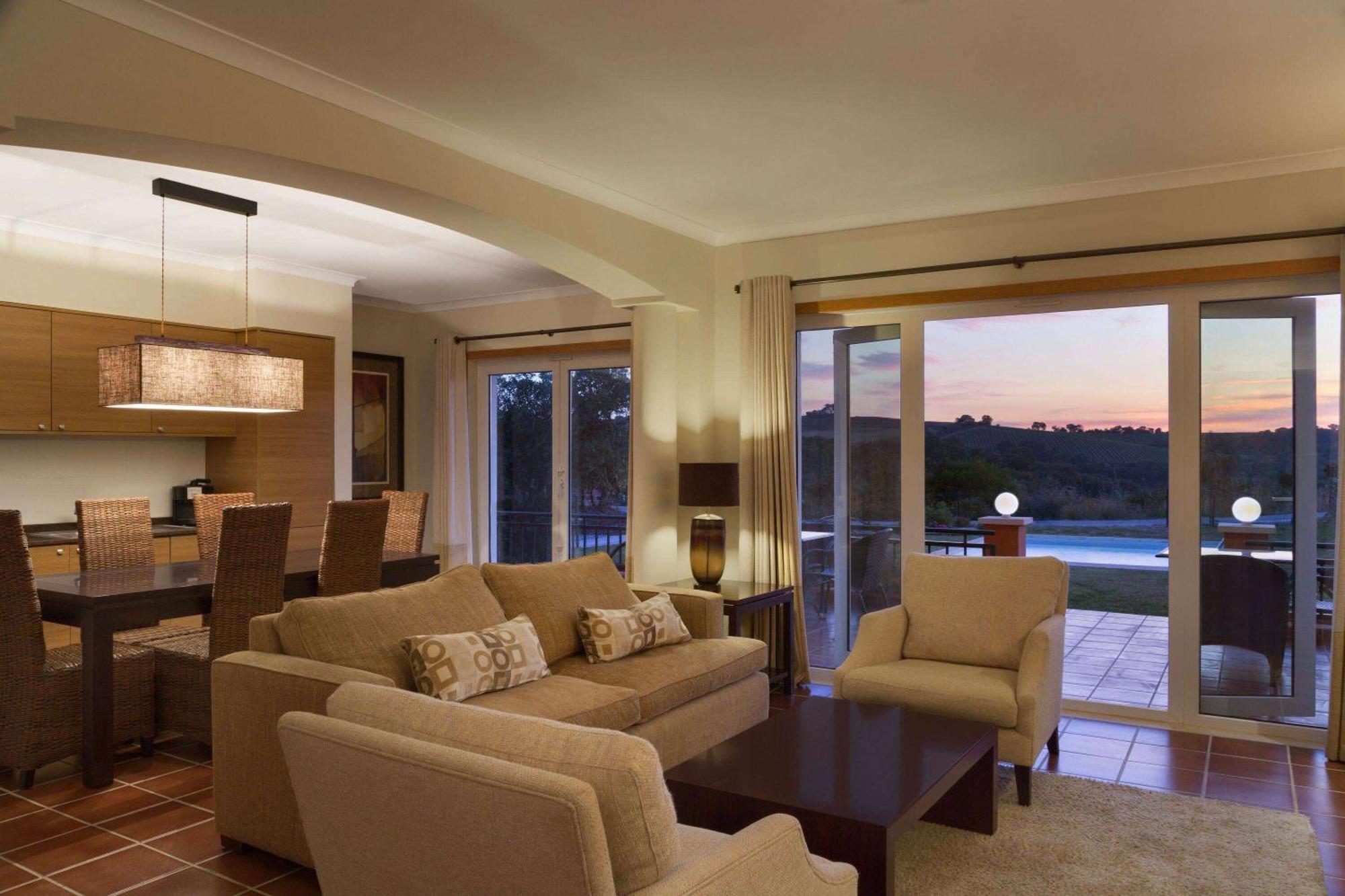 Resort Dolce Camporeal Lisboa 5*