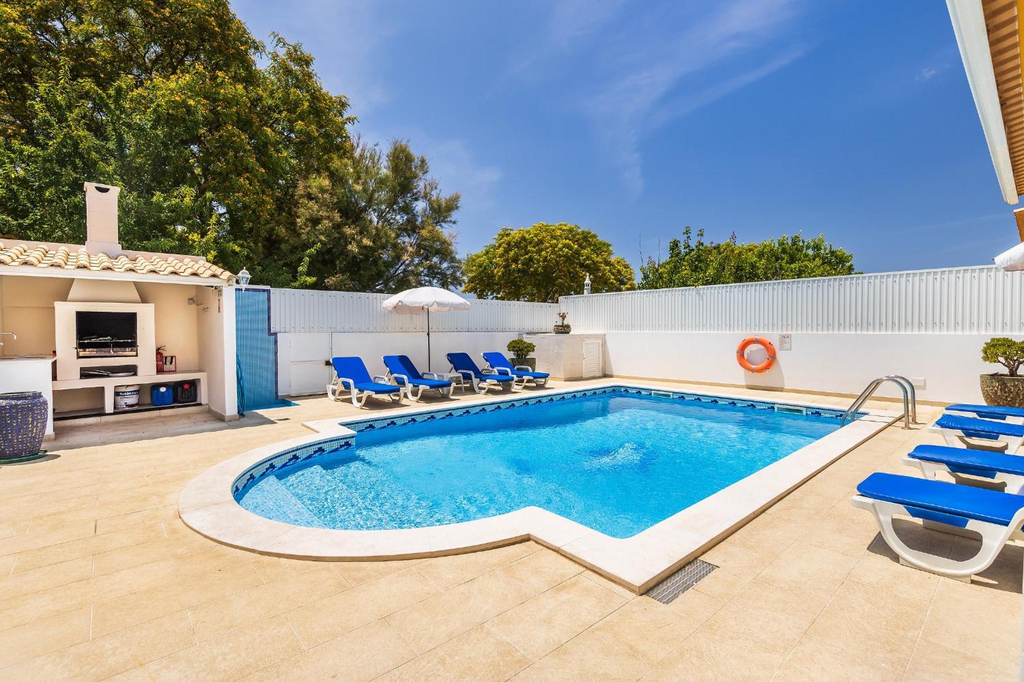 Chiquito - Private Pool&parking - Bbq&ac&wi-fi Vakantiehuis Albufeira