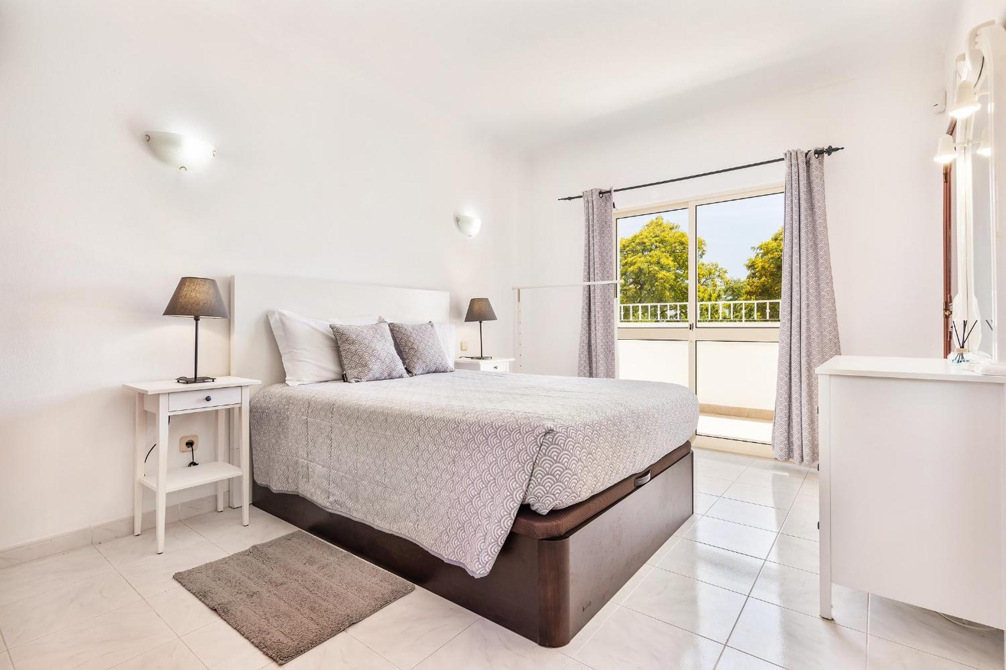 Vakantiehuis Chiquito - Private Pool&parking - Bbq&ac&wi-fi