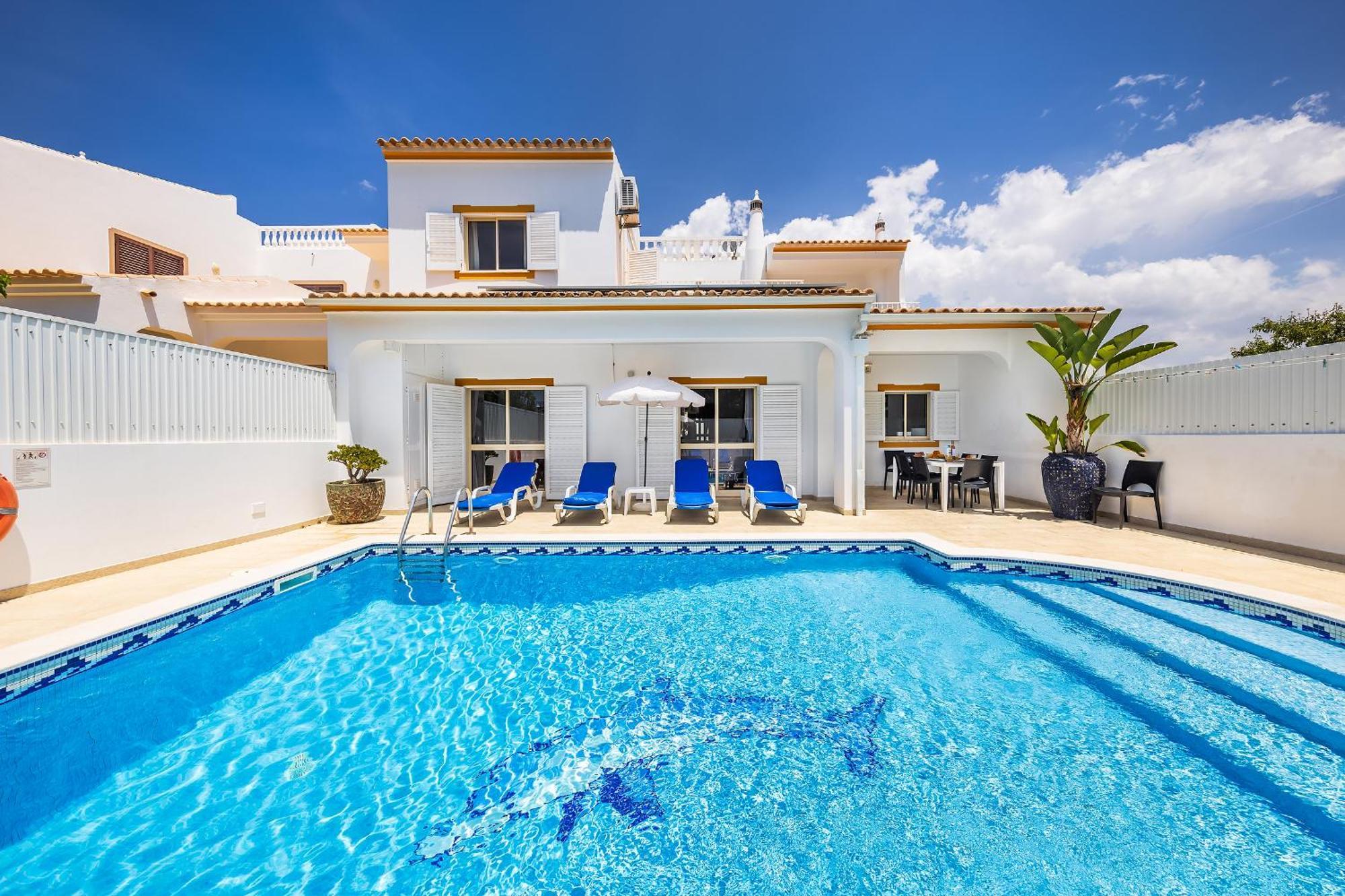 Vakantiehuis Chiquito - Private Pool&parking - Bbq&ac&wi-fi *
