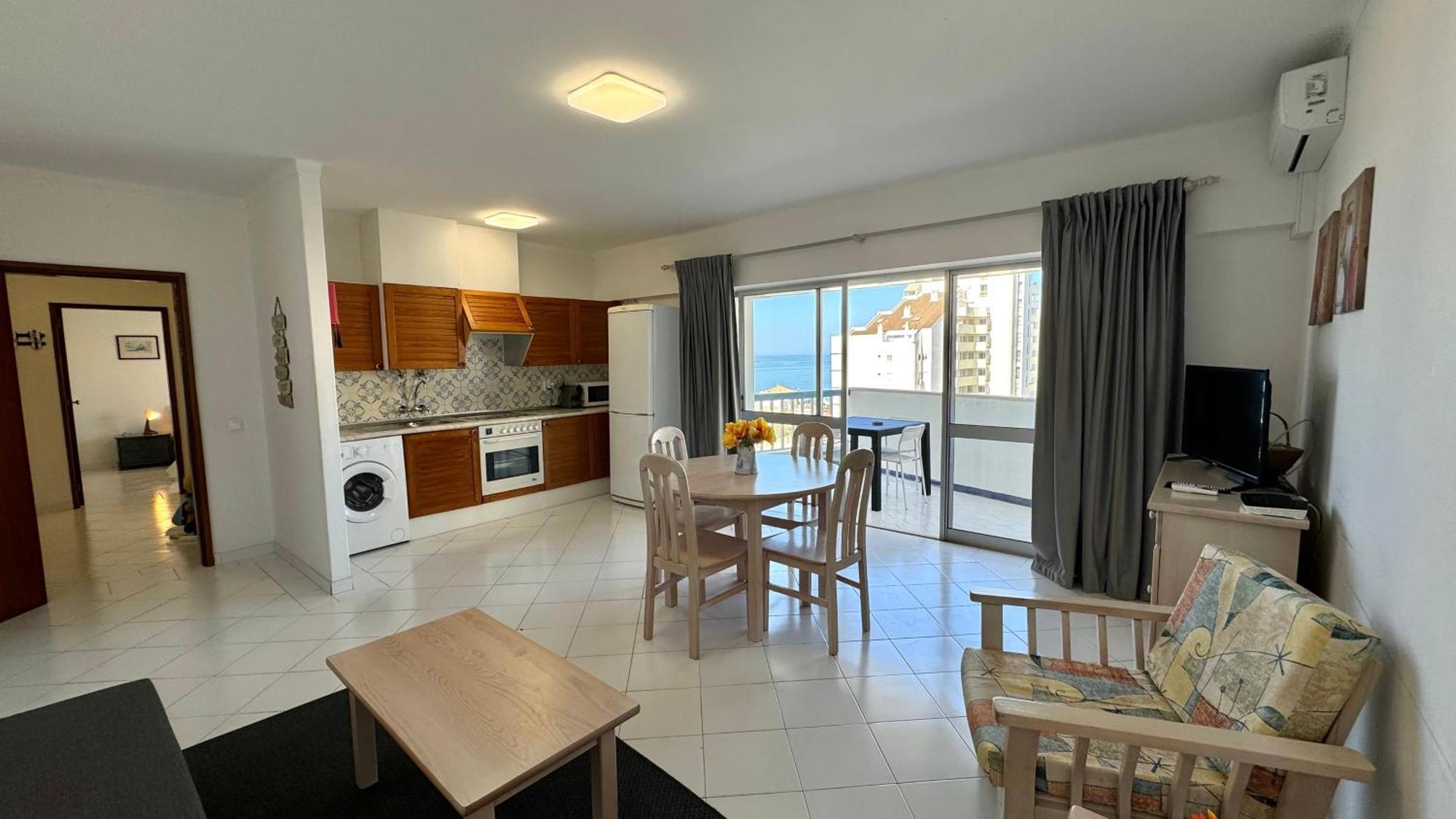 Apartment Da Rocha, 605 Concorde, Charming With Sea View, Internet And Parking, By Ig Portimao