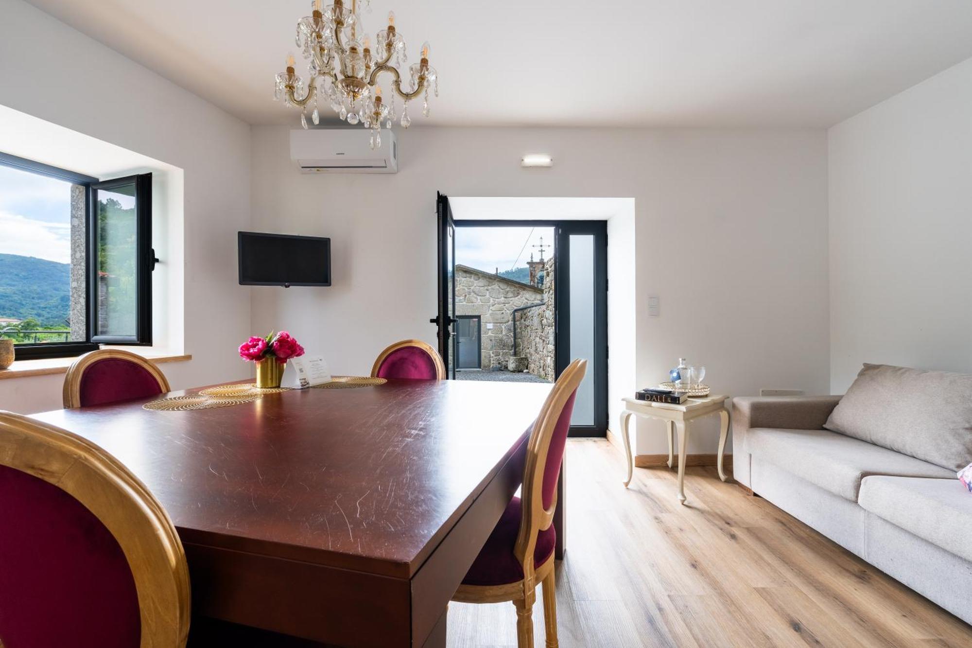 Vale Da Fonte - Charming Farm stay *