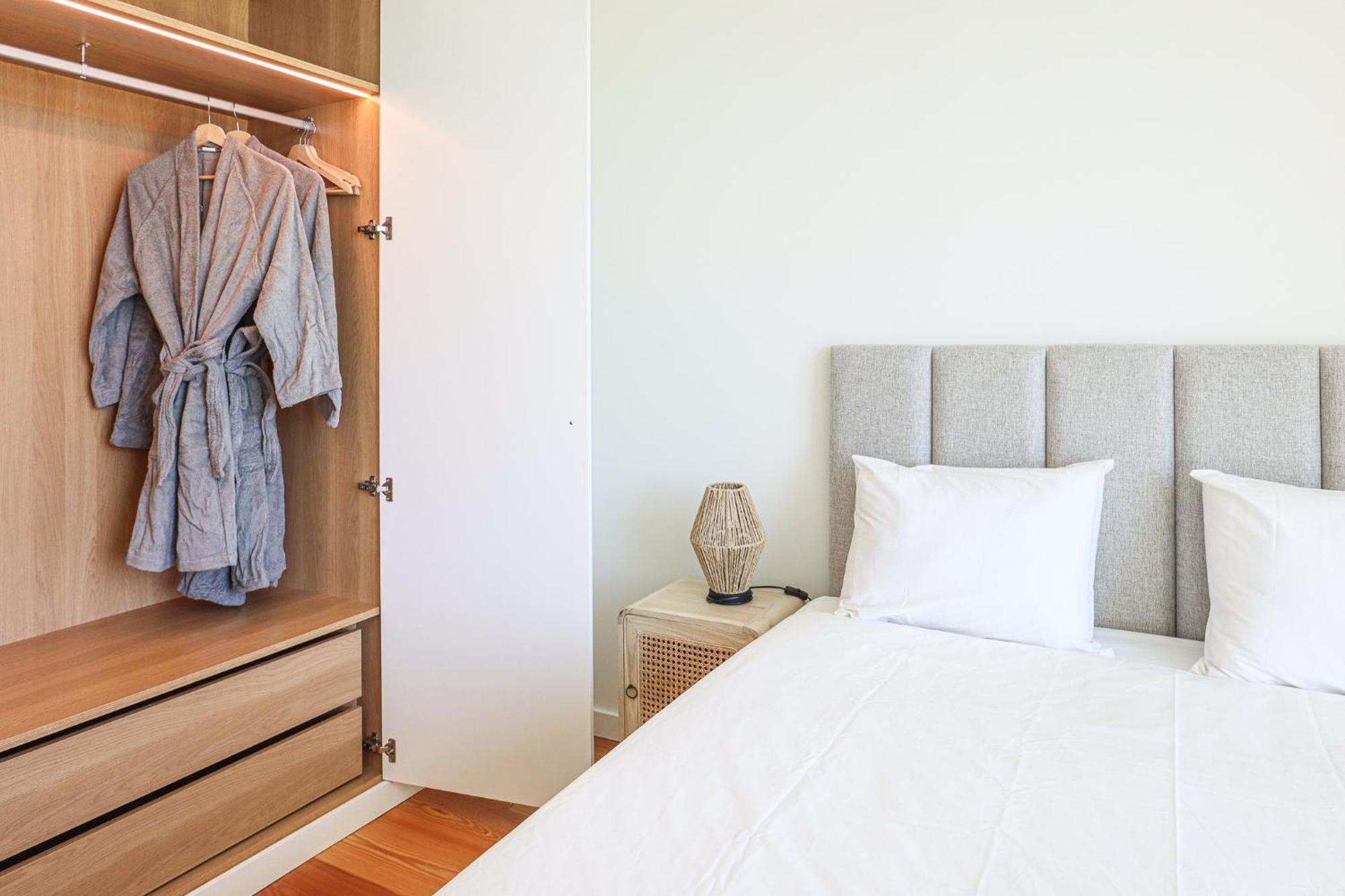 Apartment Cond Bayline - T2 - - Pool - Gym - Wifi - Nemo - By Bedzy