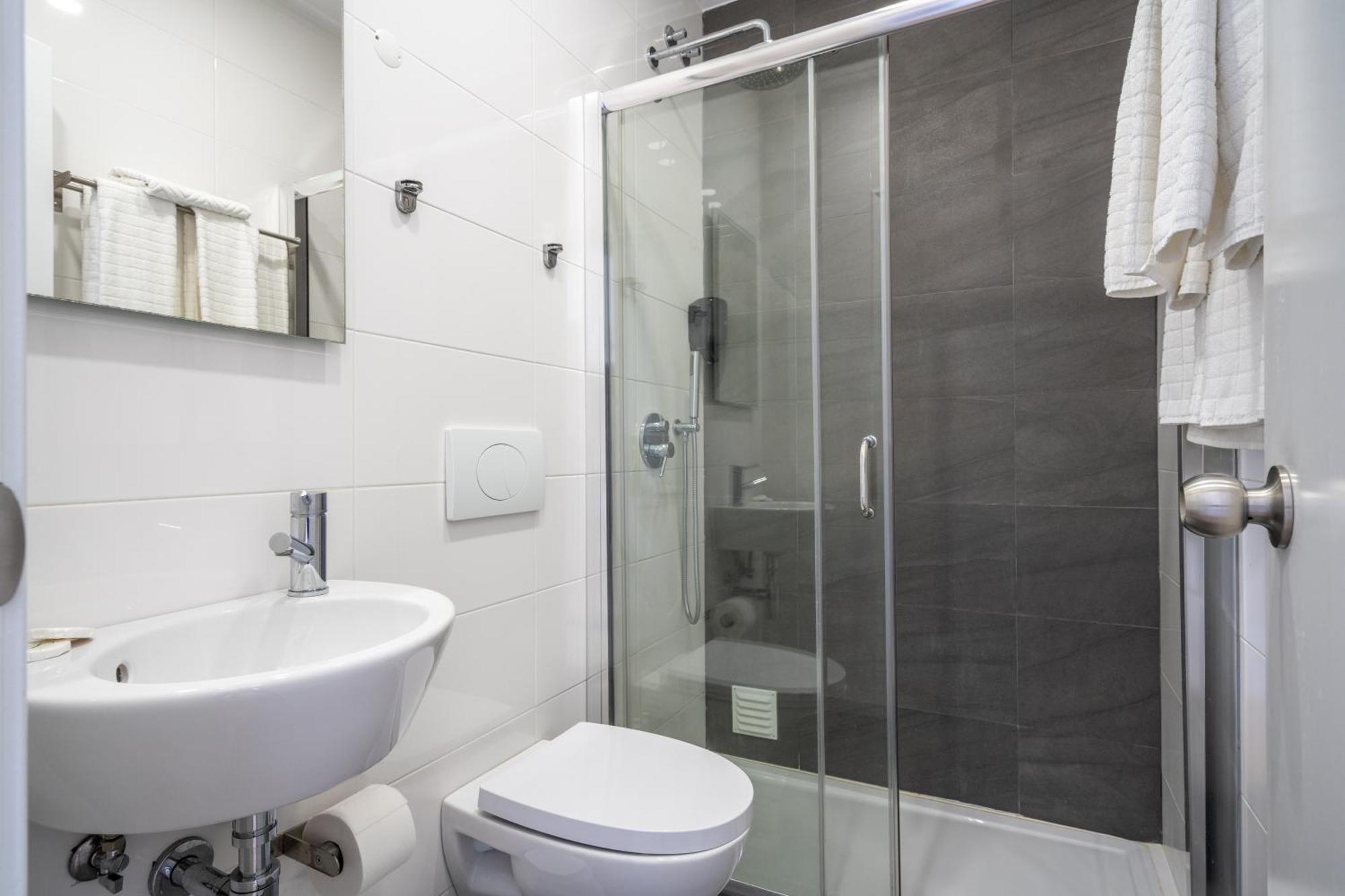 Ensuite 1 Azul Rochedo