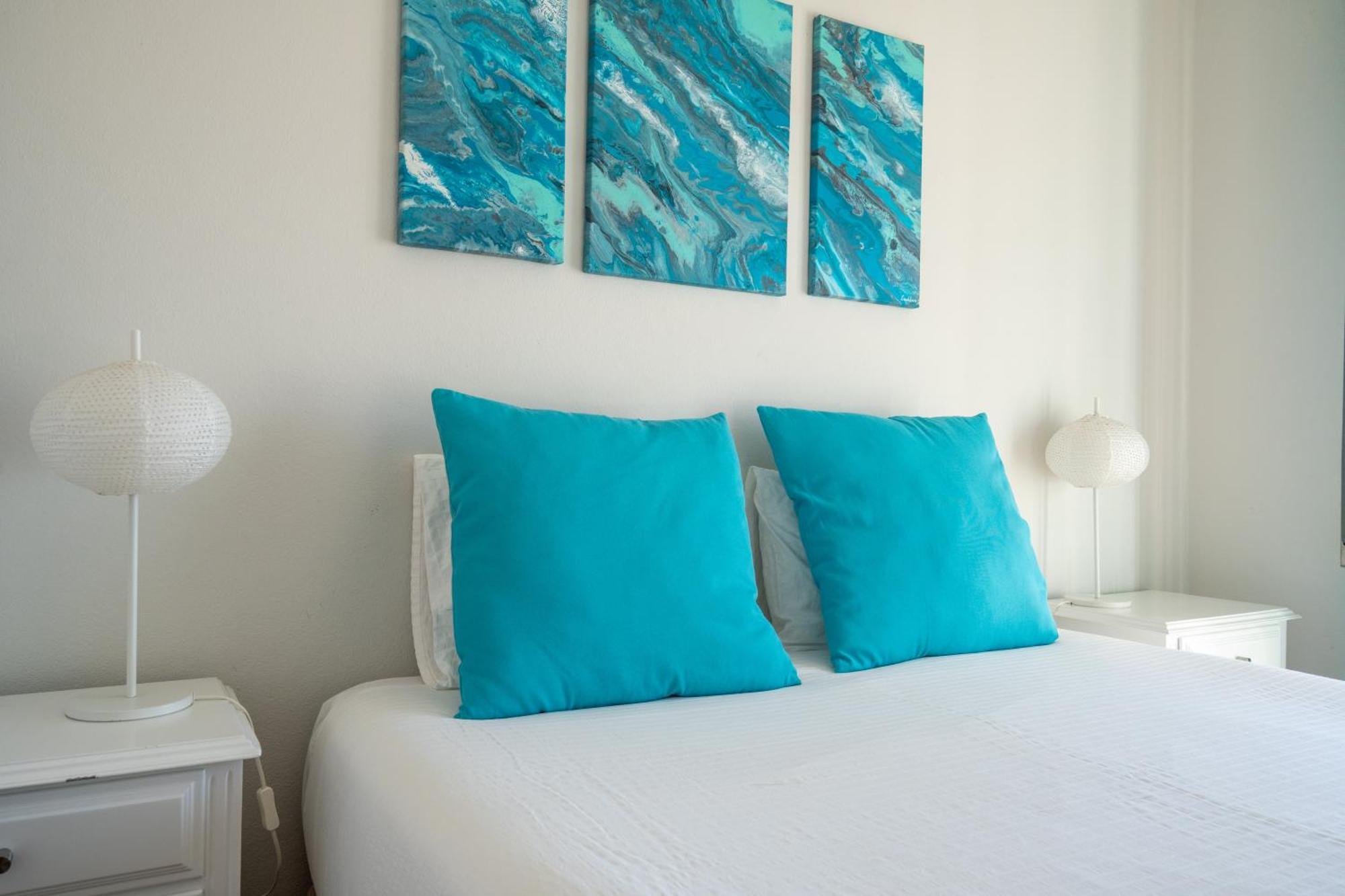 Ensuite 1 Azul Rochedo Santo Isidoro