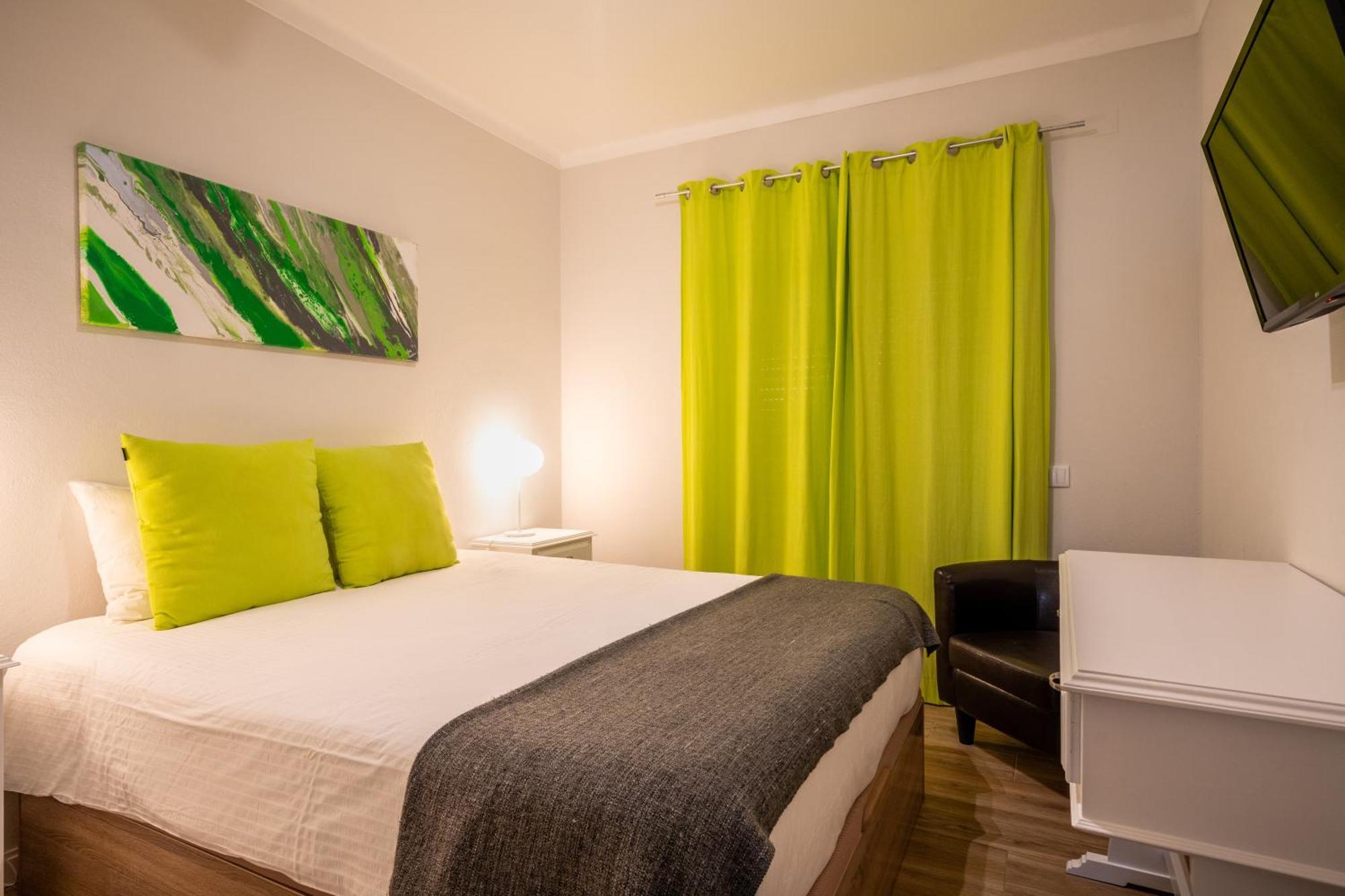 Ensuite 5 Rochedo