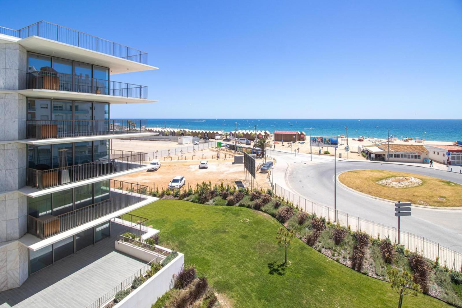 Bayline Cond - Sea View - - Pool - Gym - Truta By Bedzy Apartamento *