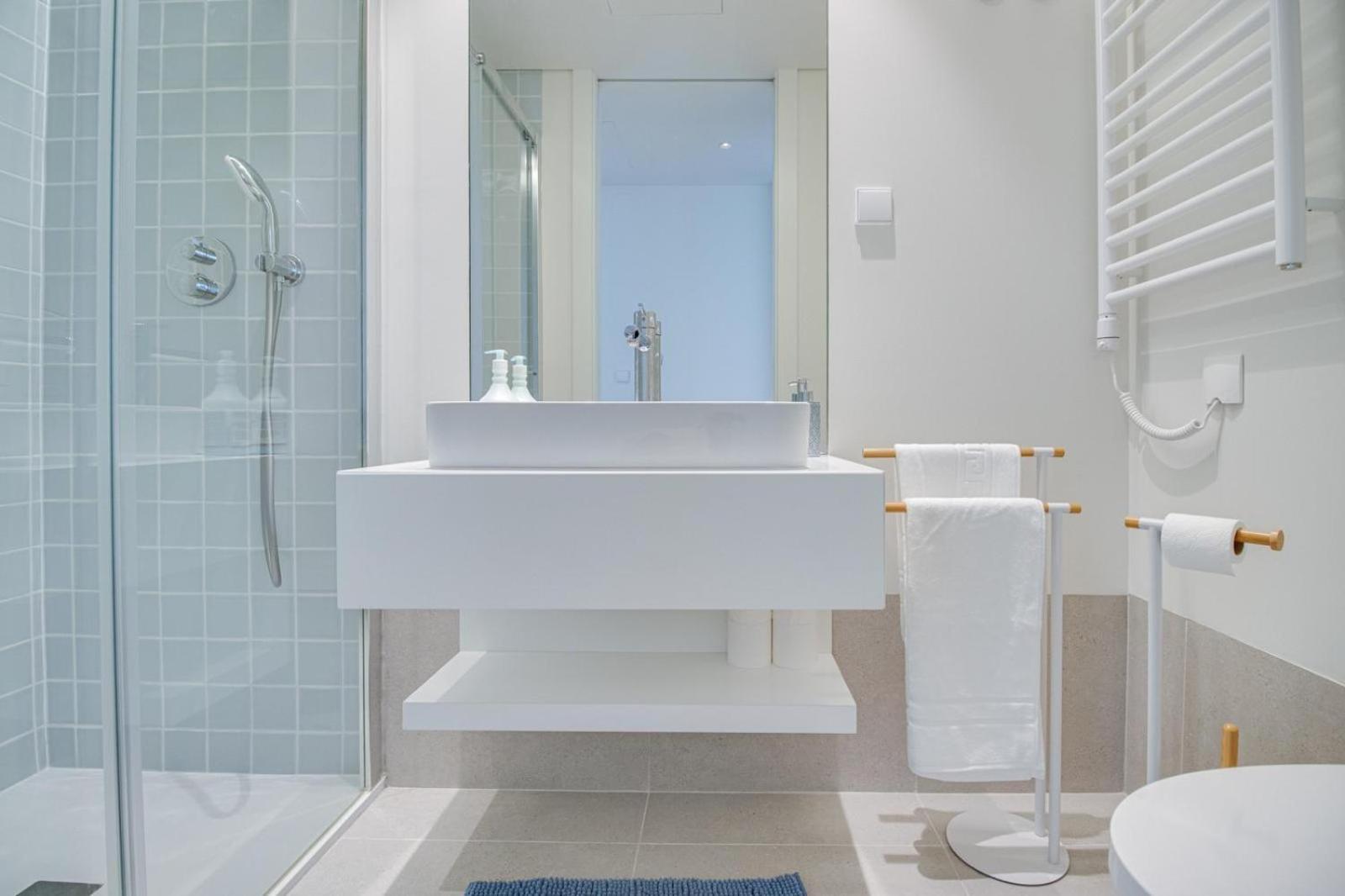 Bayline Cond - Sea View - - Pool - Gym - Truta By Bedzy Apartamento Armacao de Pera