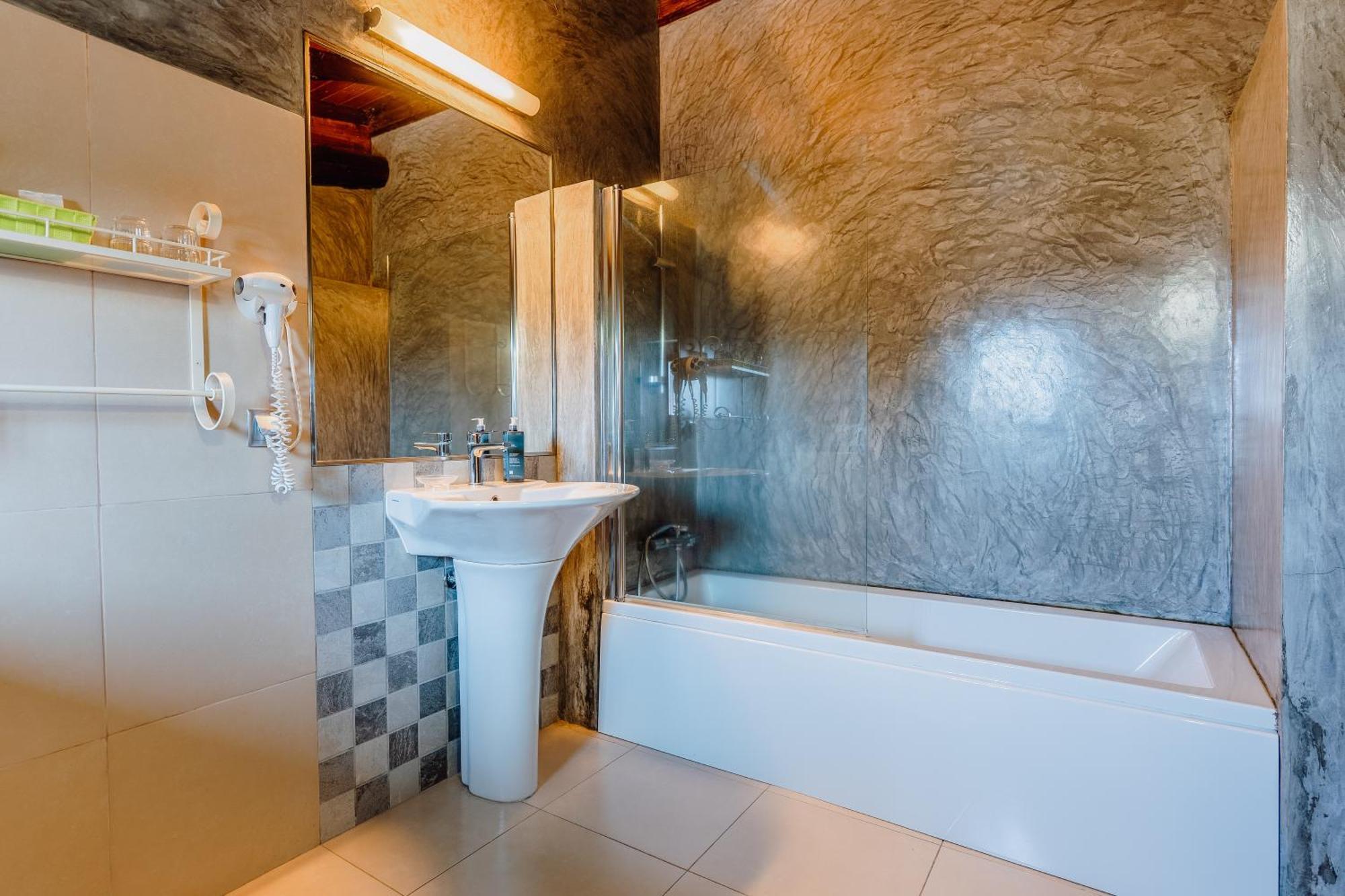 Casa Lata - E Enoturismo Agroturismo *